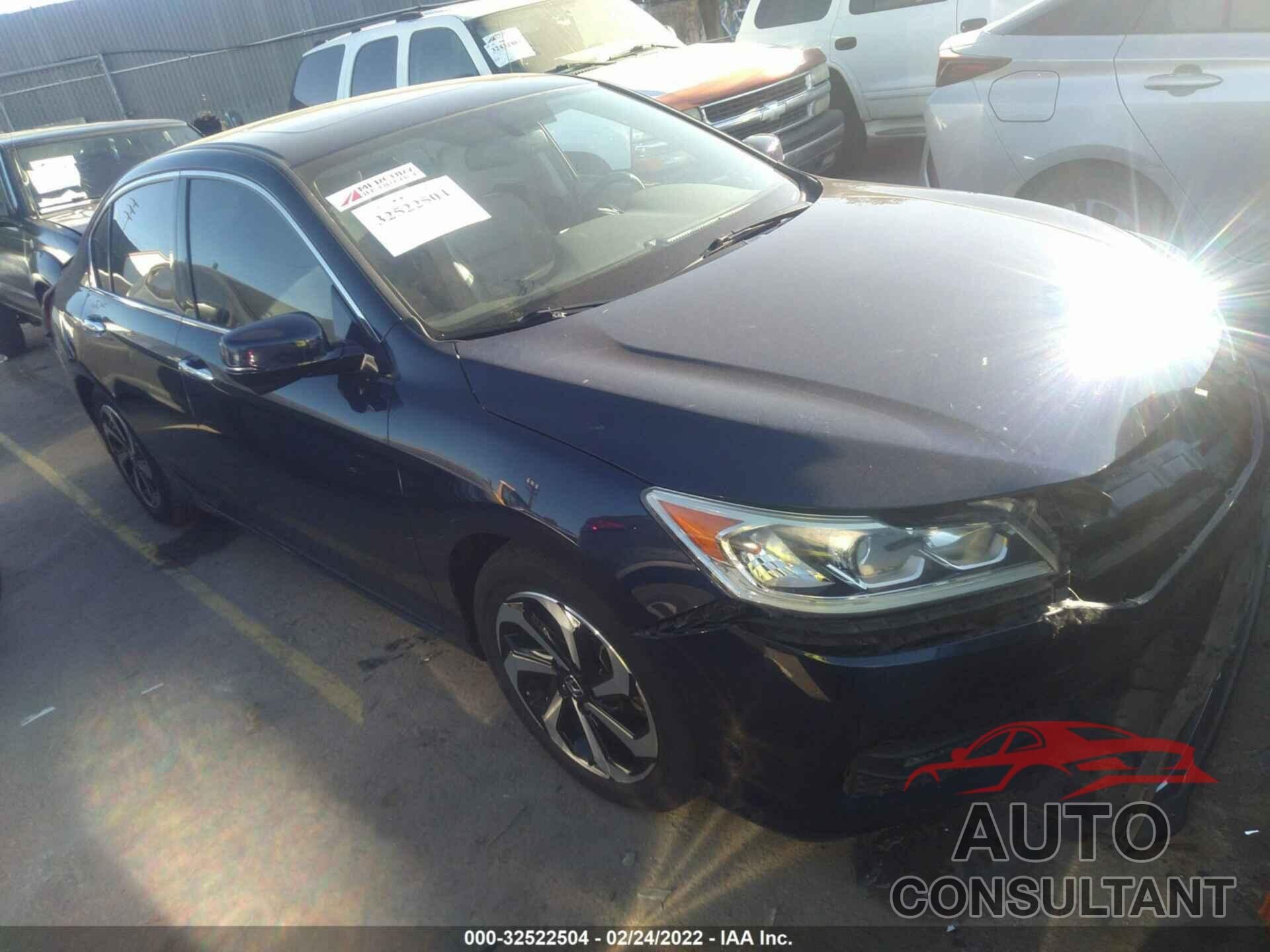 HONDA ACCORD SEDAN 2017 - 1HGCR3F87HA024997