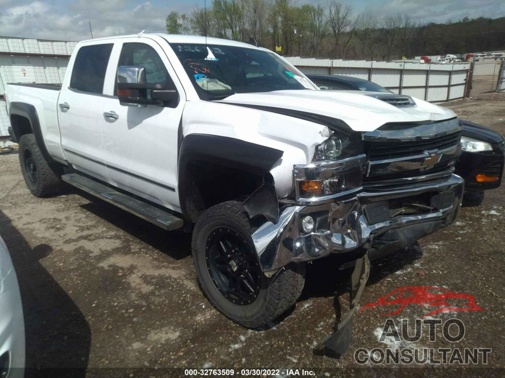 CHEVROLET SILVERADO 2500HD 2017 - 1GC1KWEY5HF127304