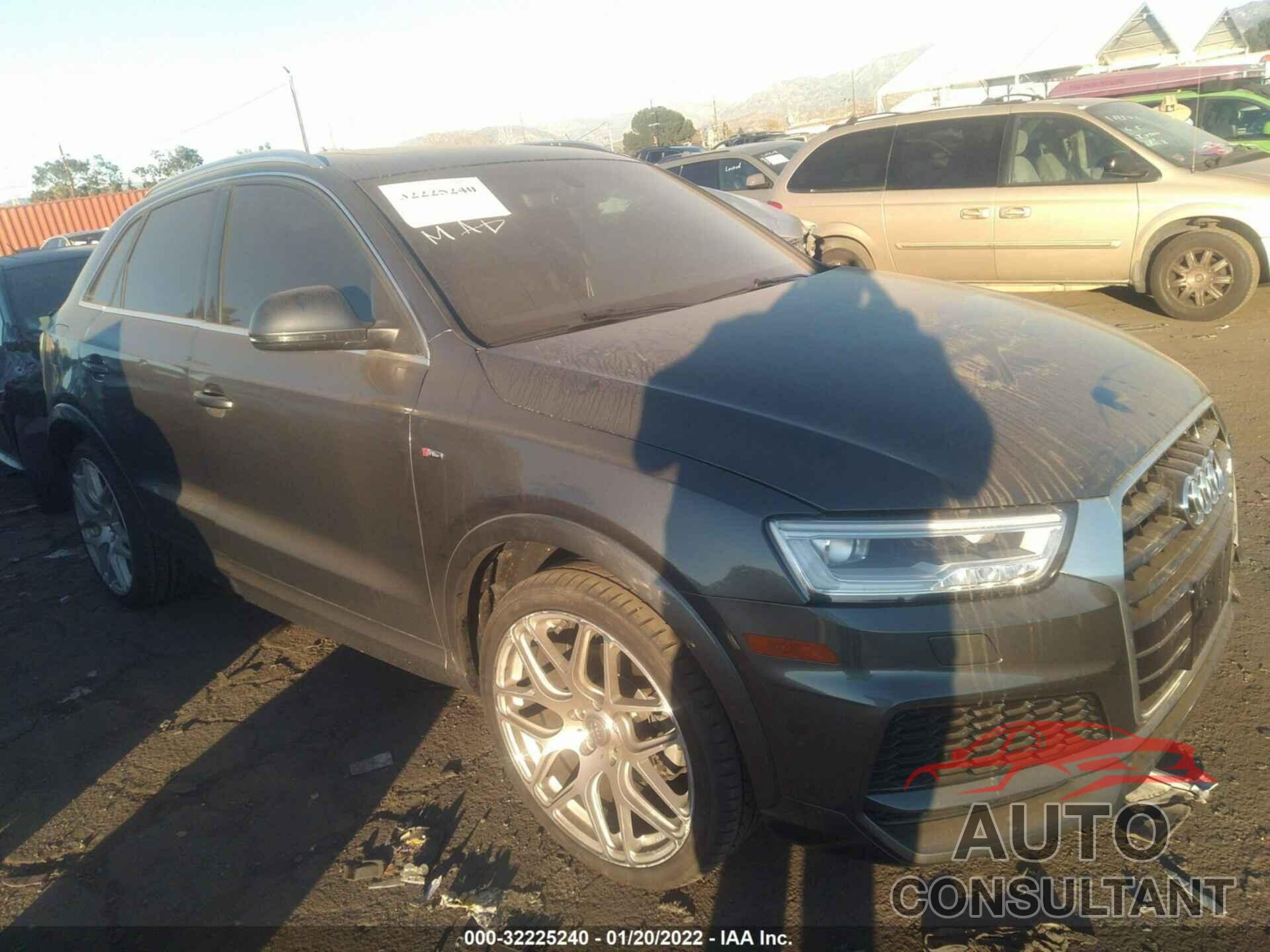 AUDI Q3 2018 - WA1HCCFS8JR031282