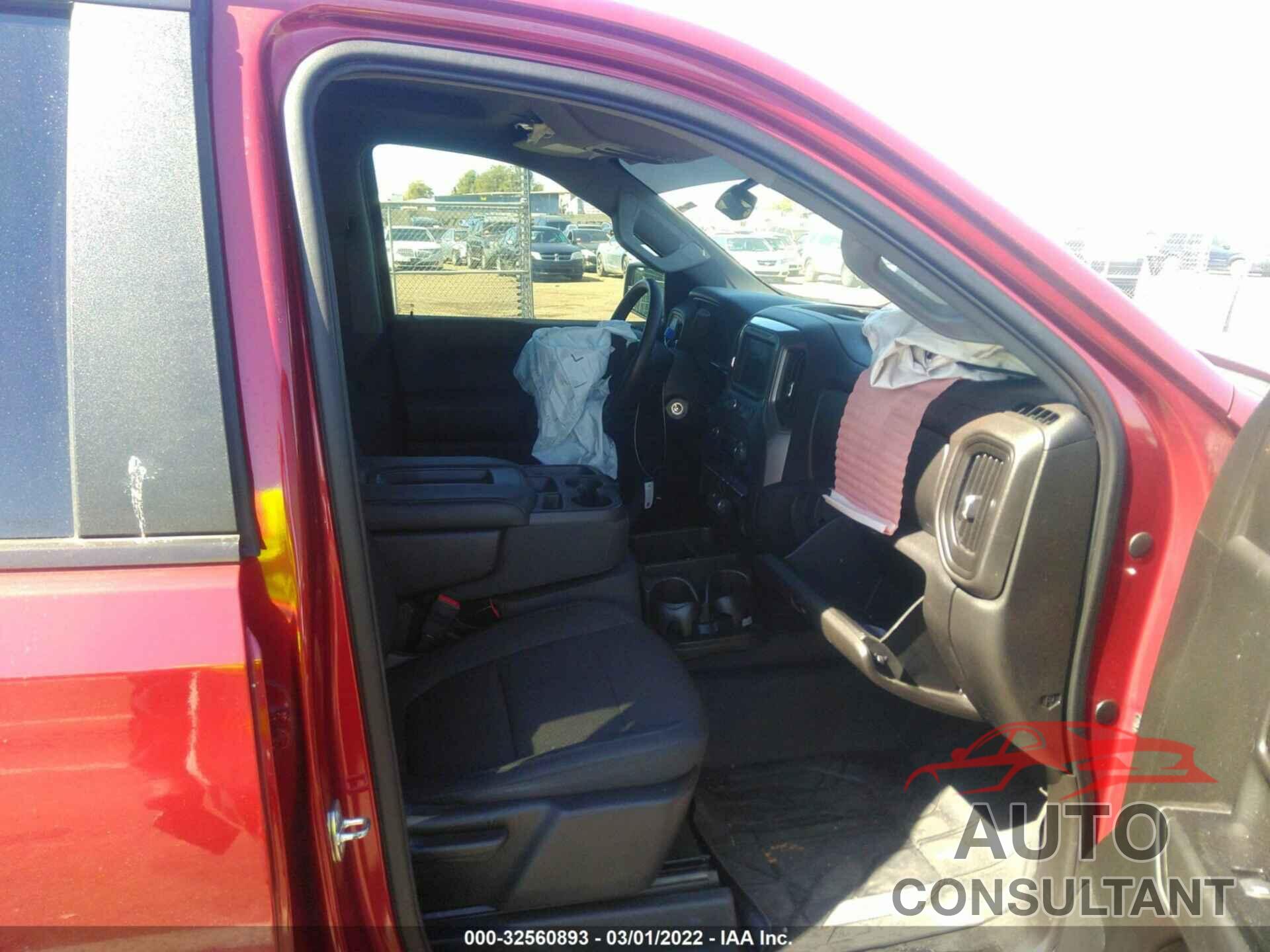 CHEVROLET SILVERADO 1500 2019 - 1GCRWBEH3KZ393605