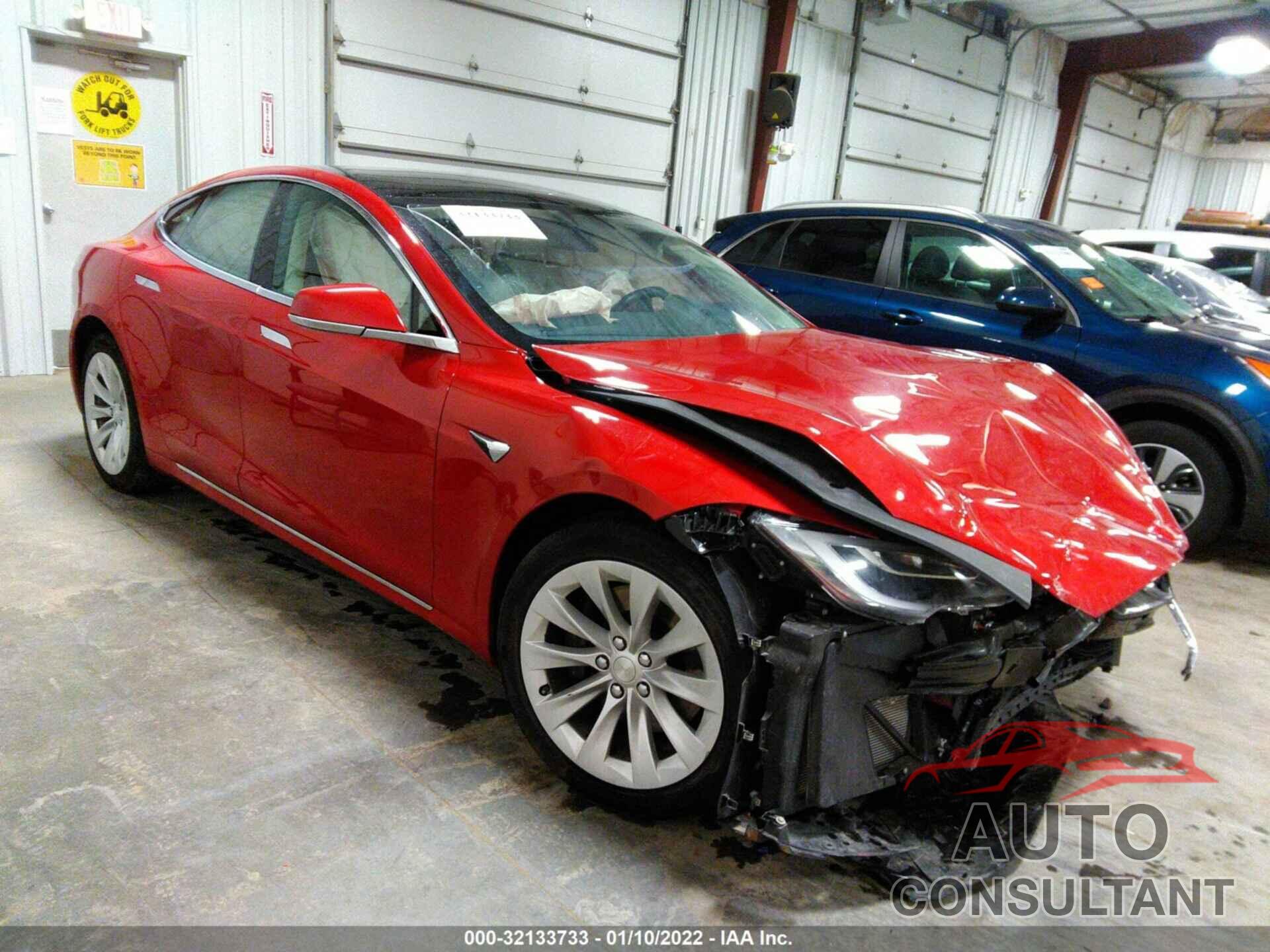 TESLA MODEL S 2018 - 5YJSA1E28JF239756