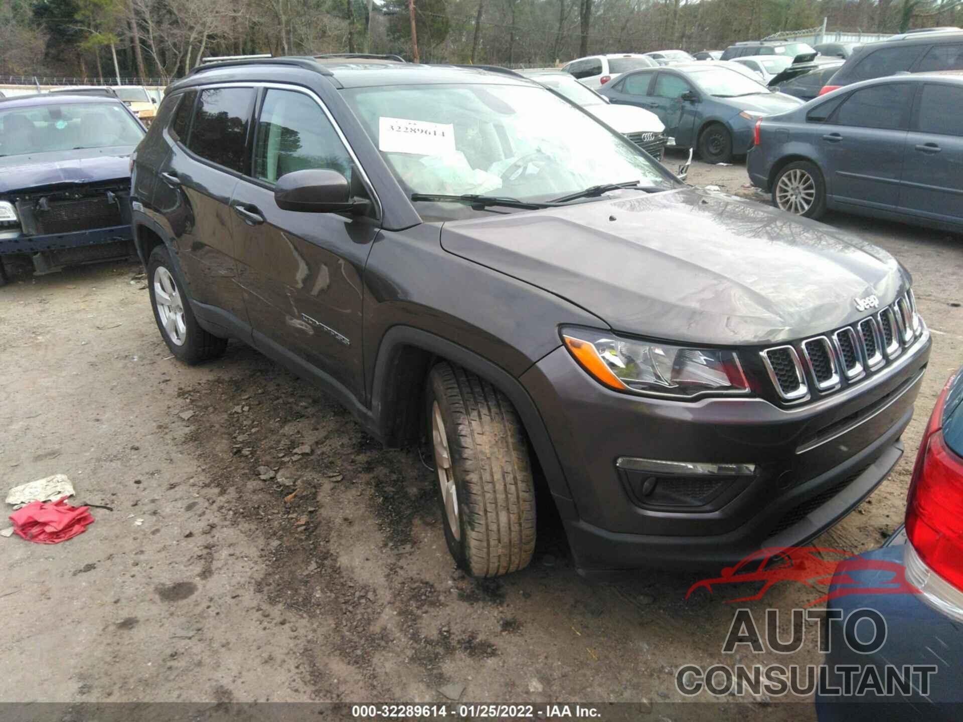 JEEP COMPASS 2018 - 3C4NJCBB4JT211225