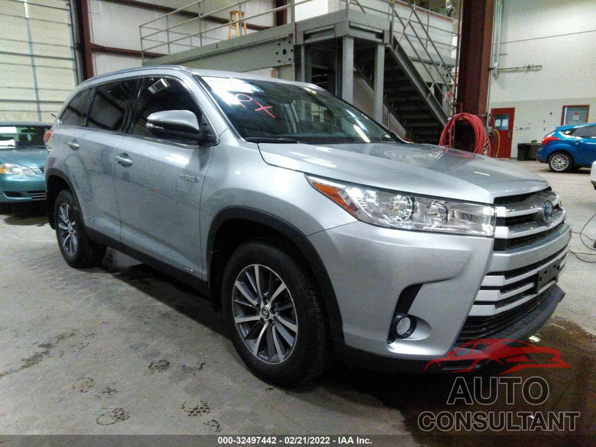 TOYOTA HIGHLANDER 2019 - 5TDJGRFH9KS061185