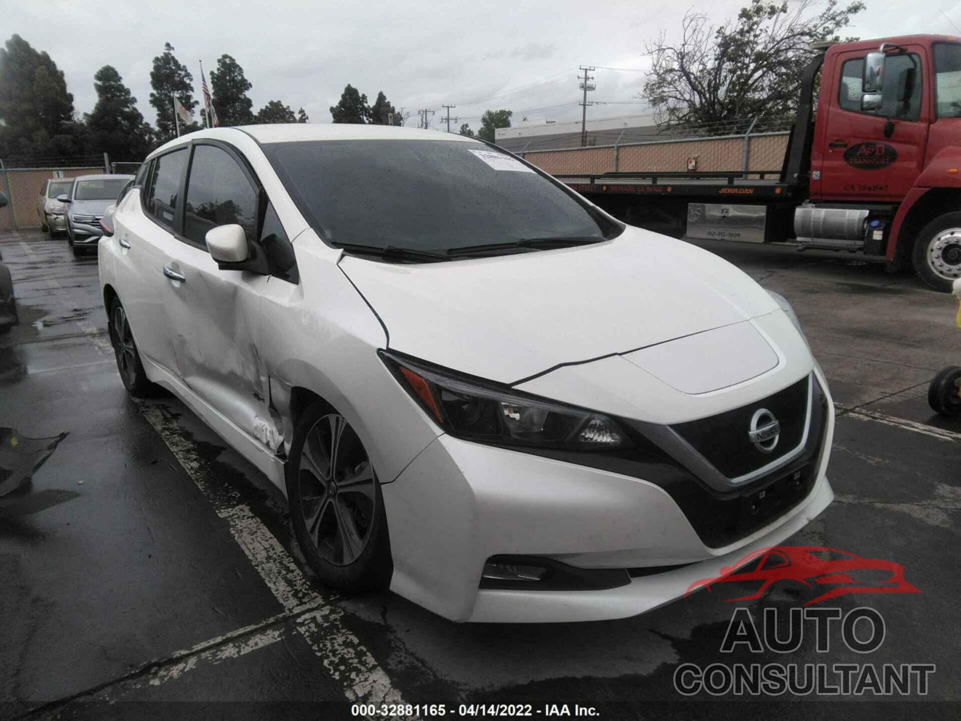 NISSAN LEAF 2018 - 1N4AZ1CP5JC303676