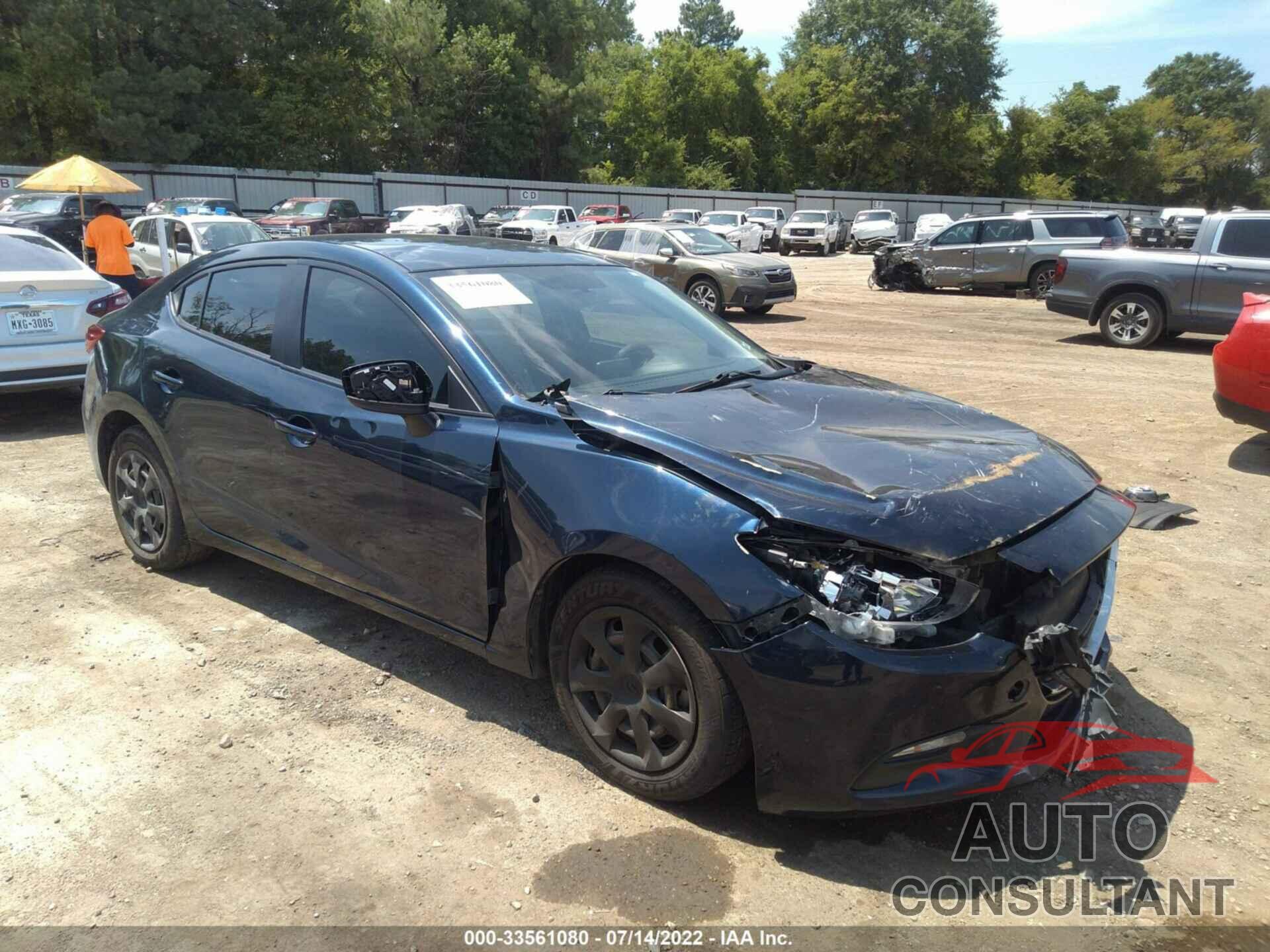 MAZDA MAZDA3 4-DOOR 2017 - JM1BN1U79H1143428