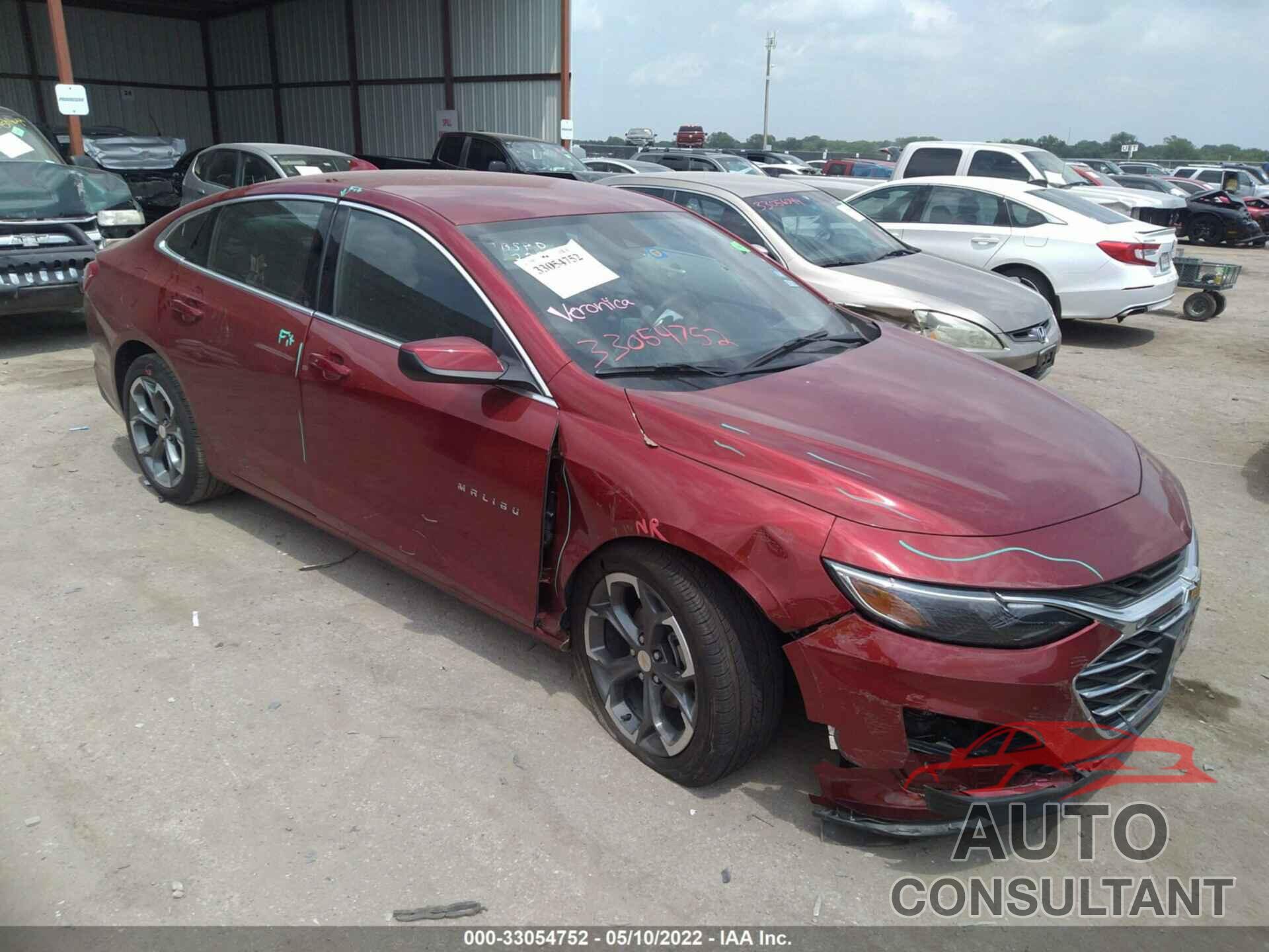 CHEVROLET MALIBU 2022 - 1G1ZD5ST7NF103557