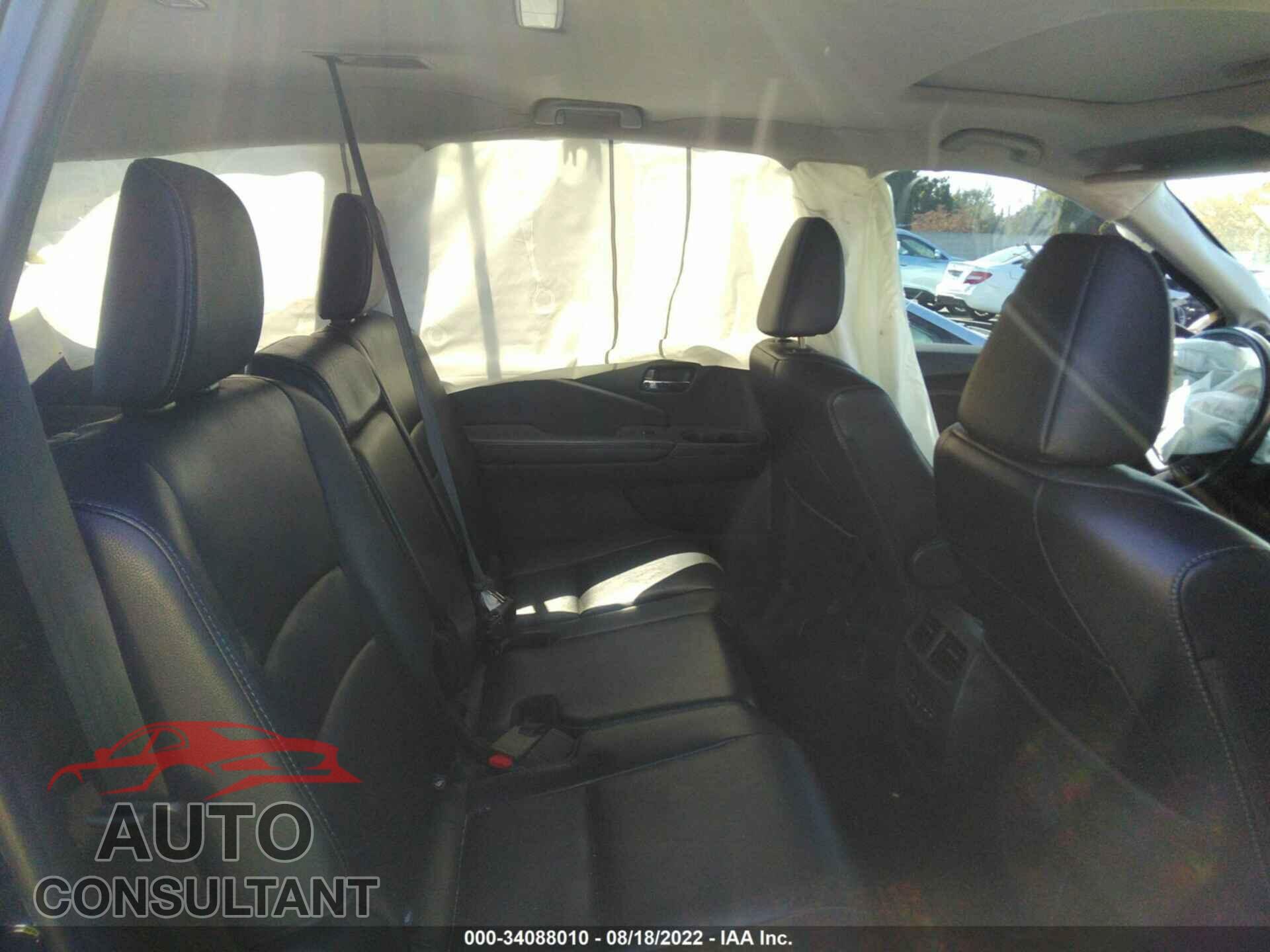 HONDA PILOT 2017 - 5FNYF5H52HB020620