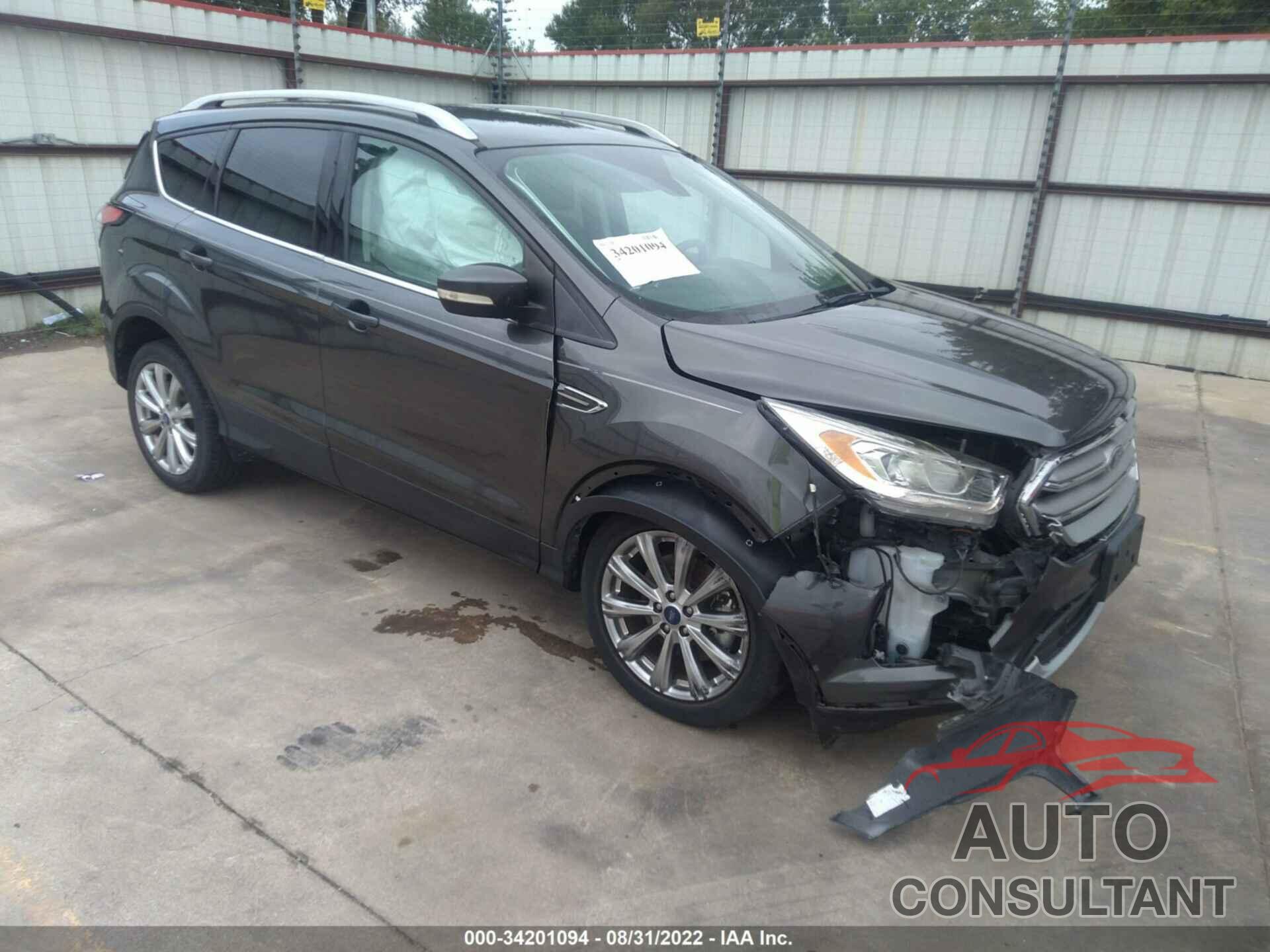 FORD ESCAPE 2017 - 1FMCU0J90HUF07088