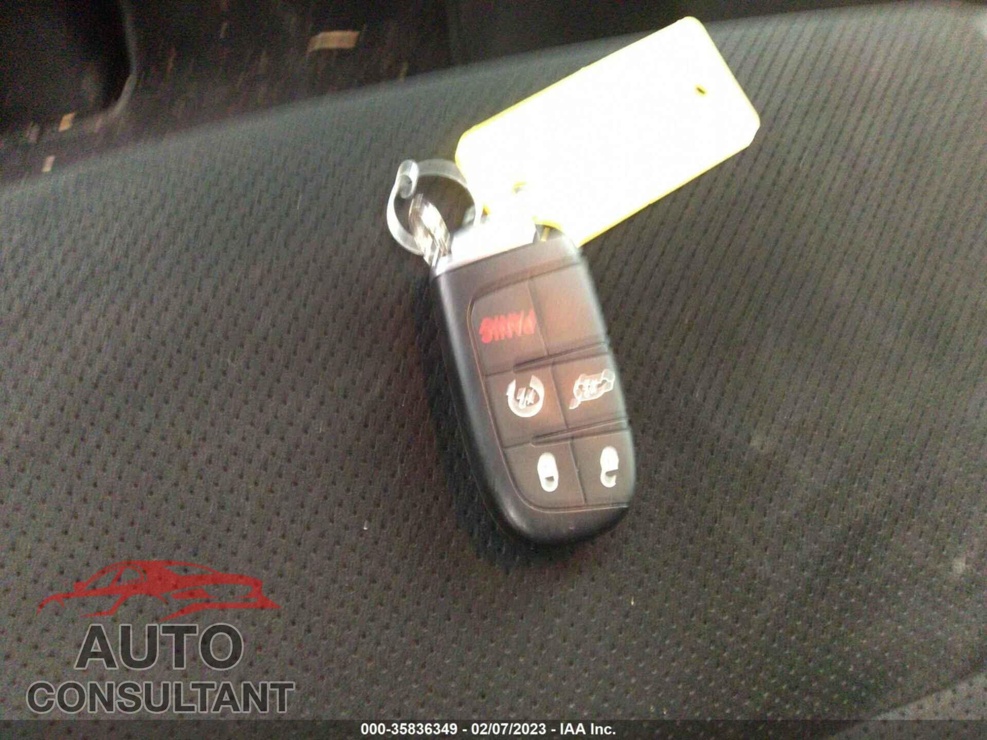 DODGE DURANGO 2019 - 1C4RDJDG2KC717896