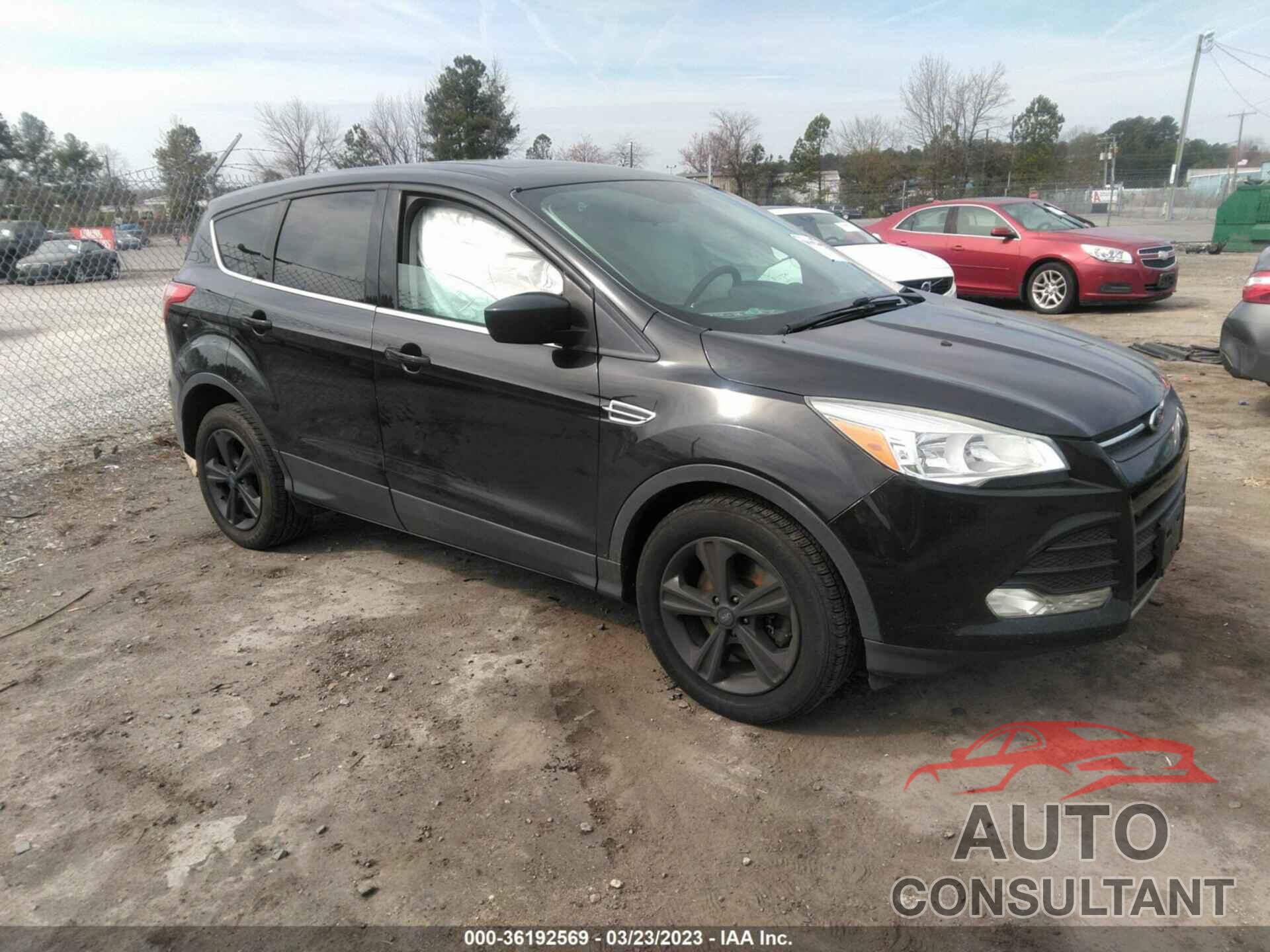 FORD ESCAPE 2015 - 1FMCU9G99FUC85045