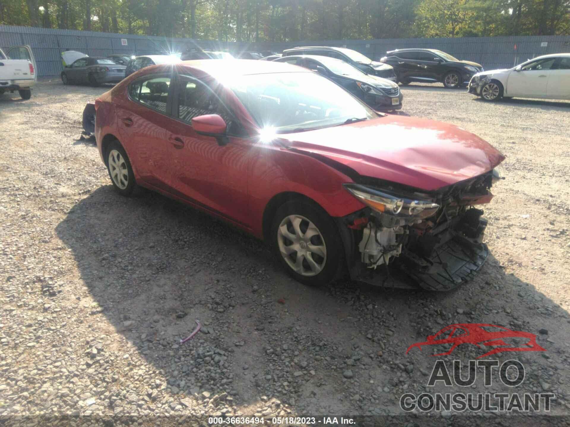 MAZDA MAZDA3 4-DOOR 2018 - 3MZBN1U79JM186513