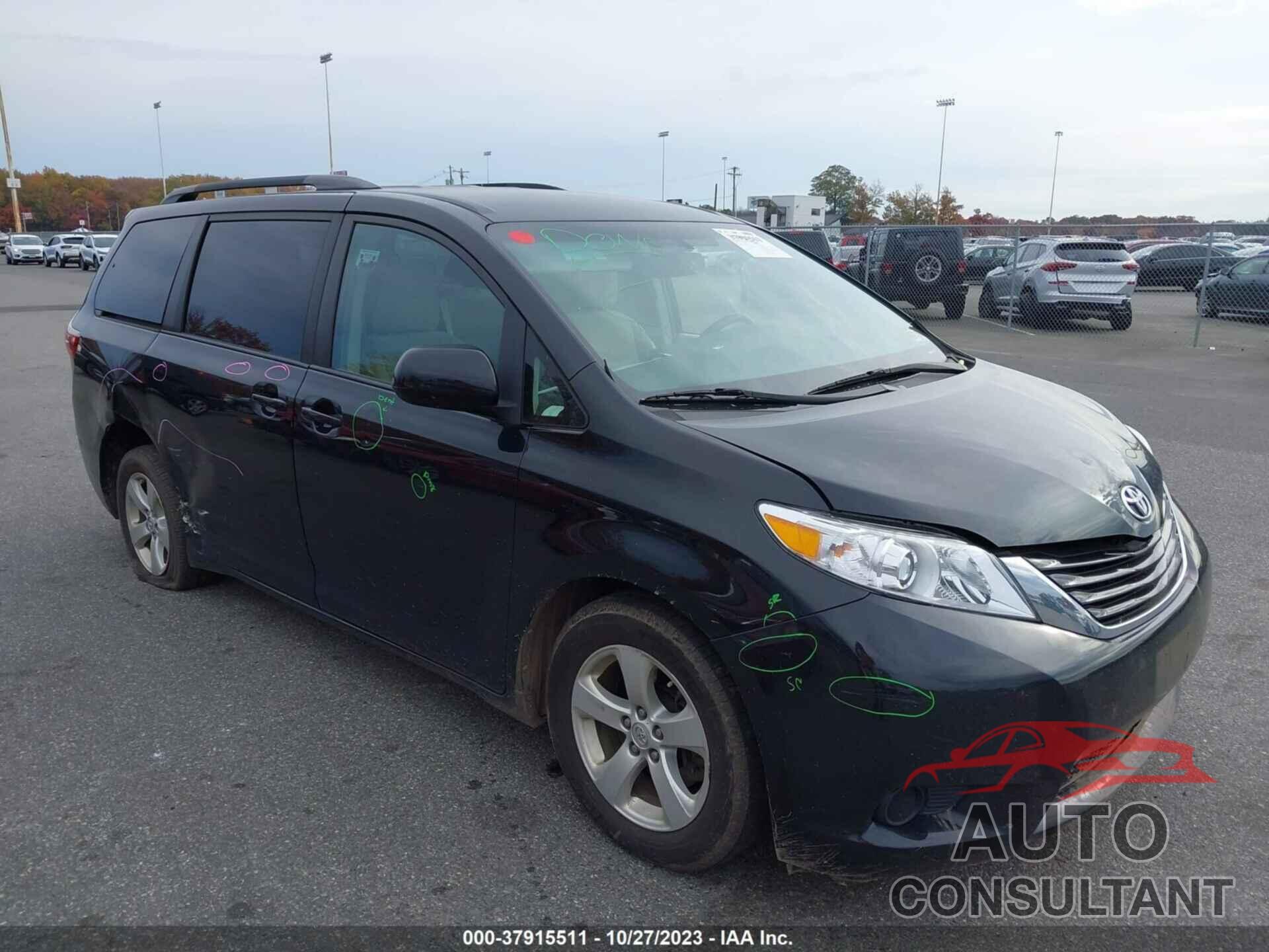 TOYOTA SIENNA 2017 - 5TDKZ3DC0HS886544