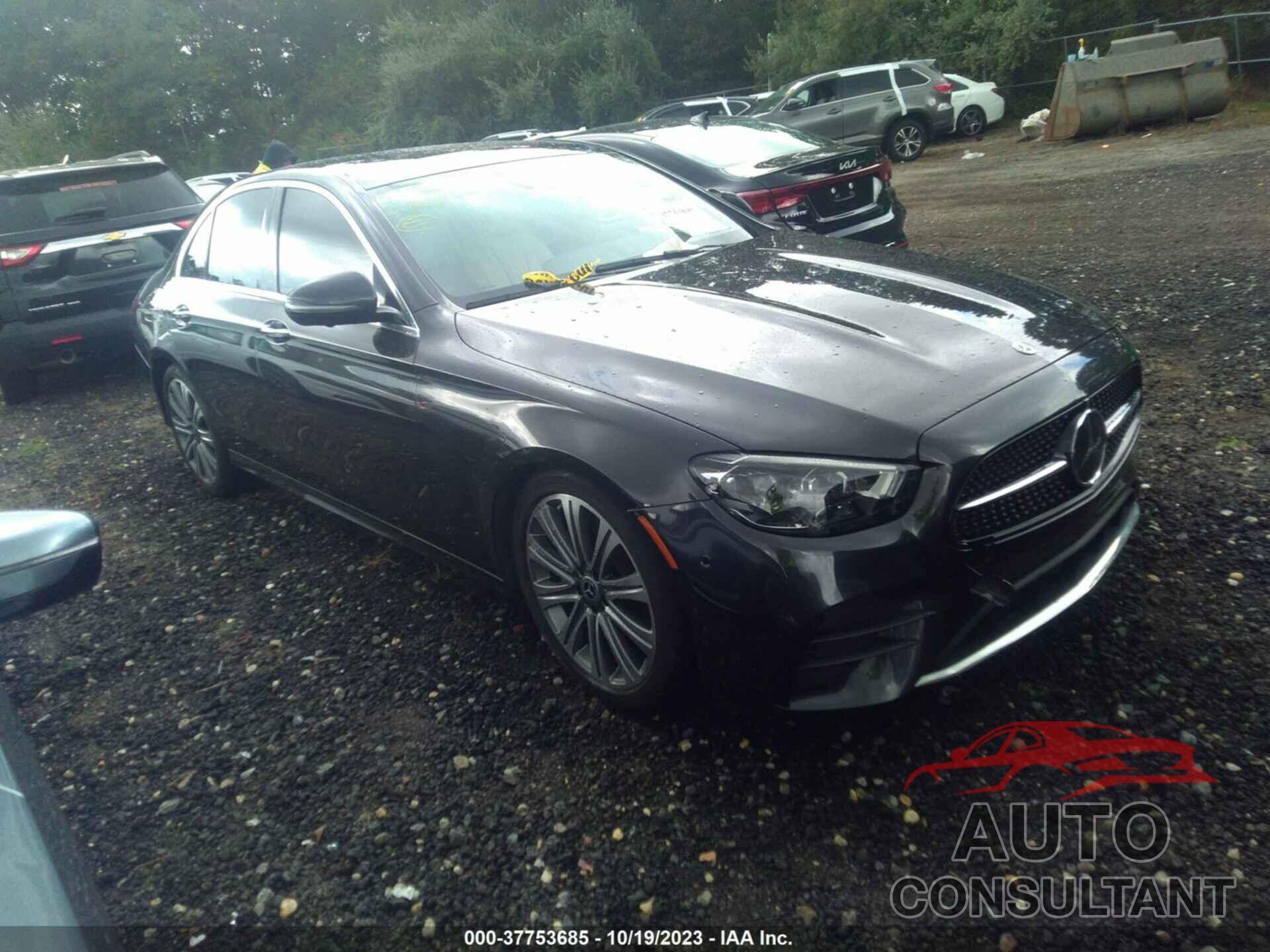 MERCEDES-BENZ E-CLASS 2021 - W1KZF8EB1MA968385
