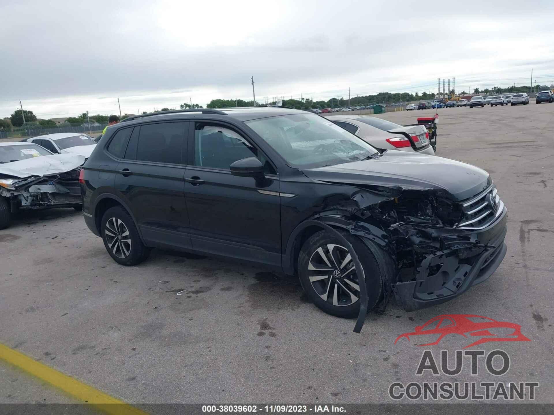 VOLKSWAGEN TIGUAN 2022 - 3VV1B7AX1NM107115