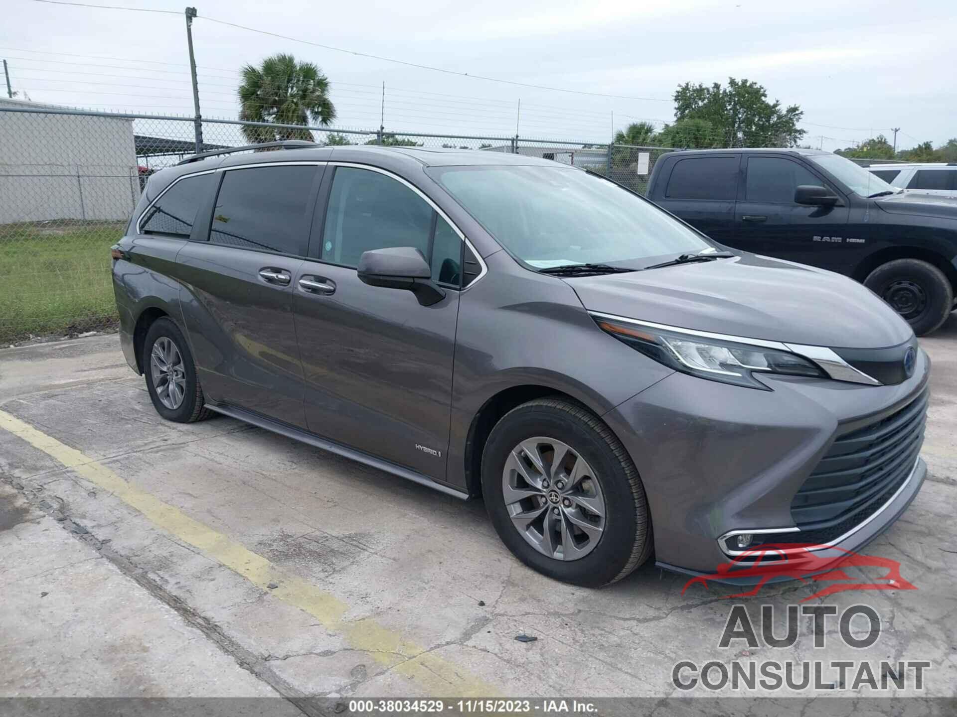 TOYOTA SIENNA 2021 - 5TDYRKEC2MS036122