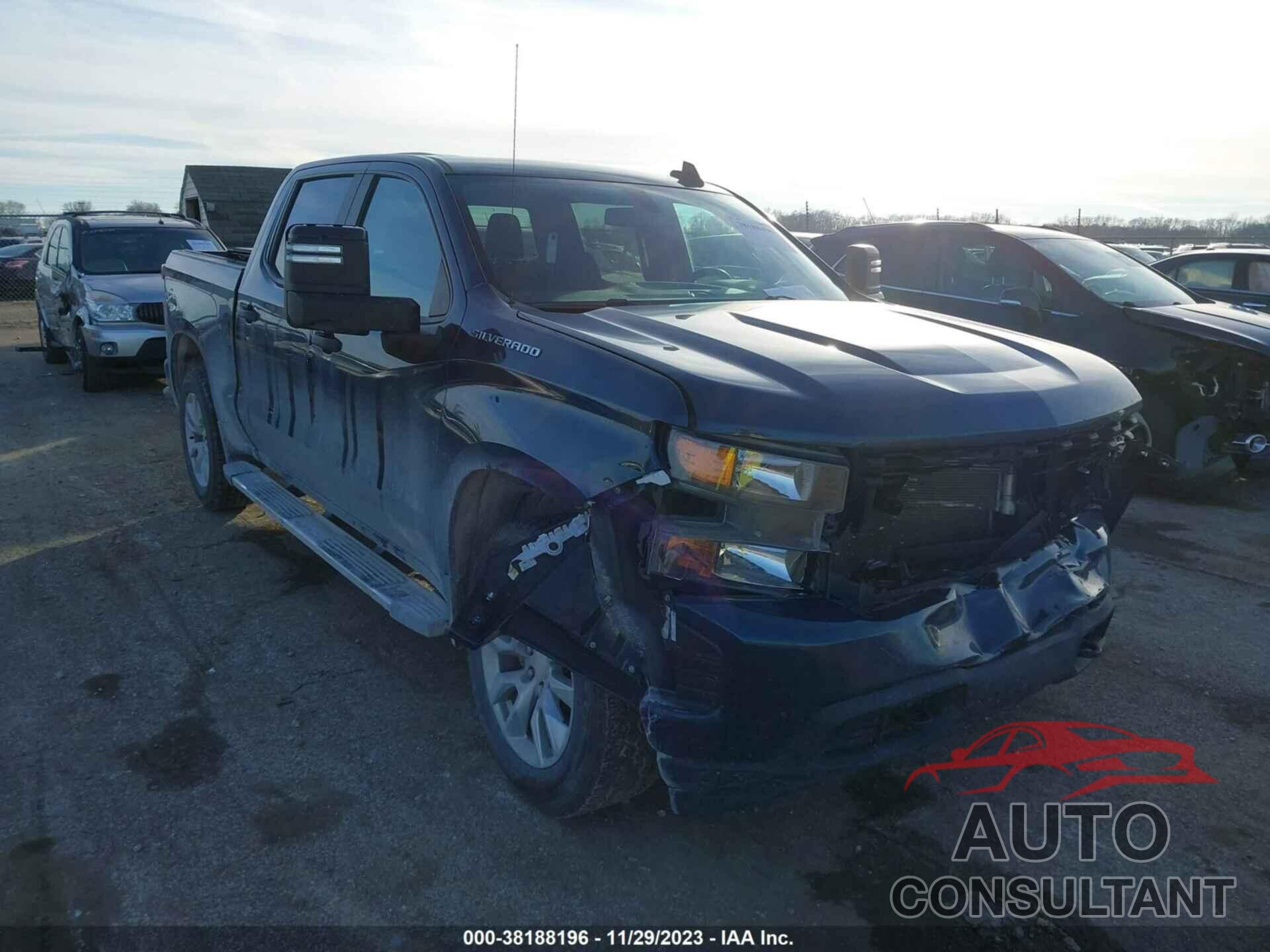 CHEVROLET SILVERADO 1500 2019 - 3GCUYBEF7KG700003