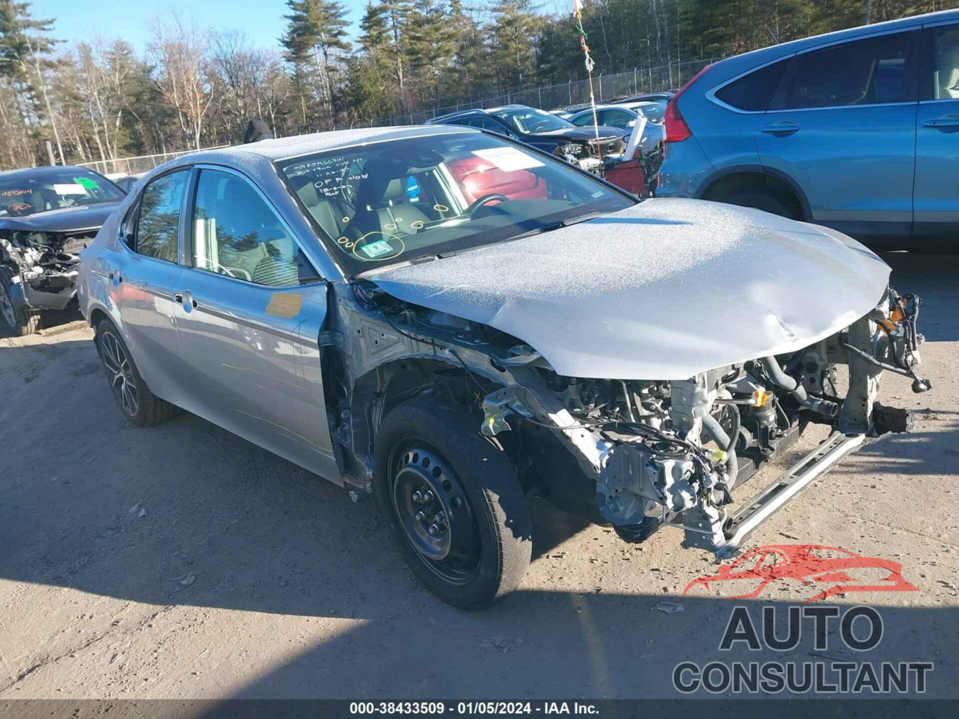TOYOTA CAMRY 2023 - 4T1G11BKXPU077456