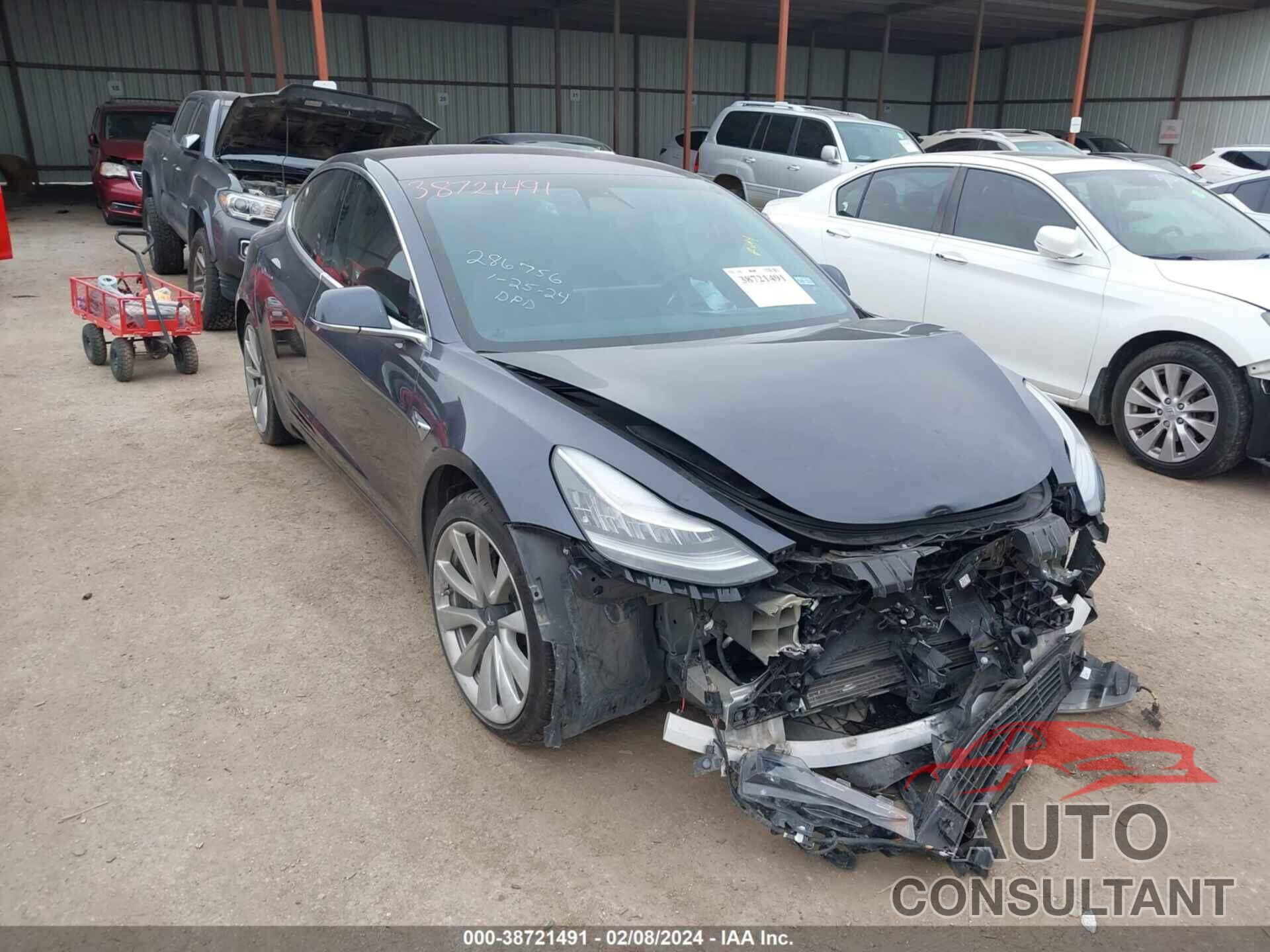 TESLA MODEL 3 2018 - 5YJ3E1EB9JF132756