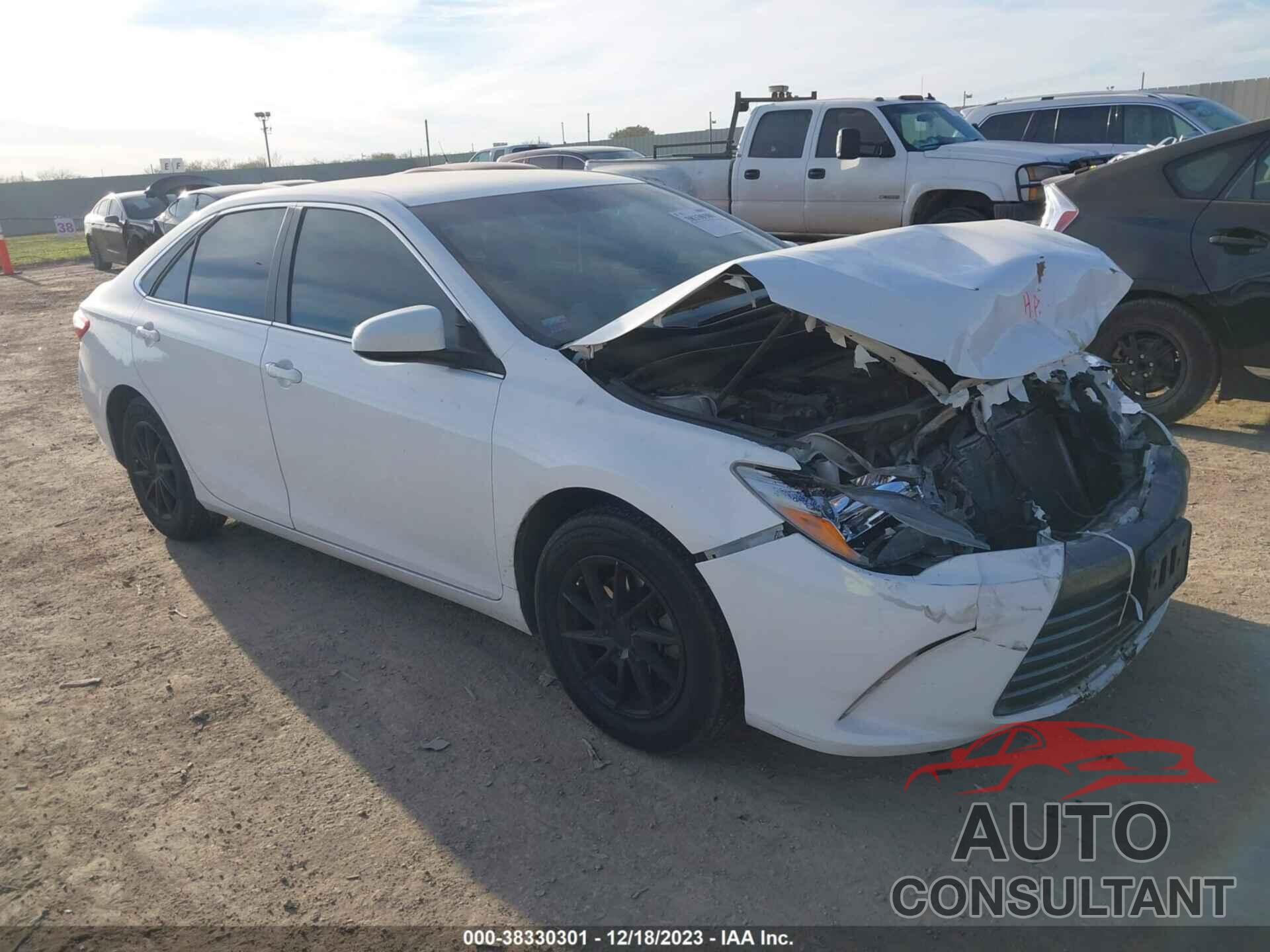 TOYOTA CAMRY 2016 - 4T4BF1FK5GR565791