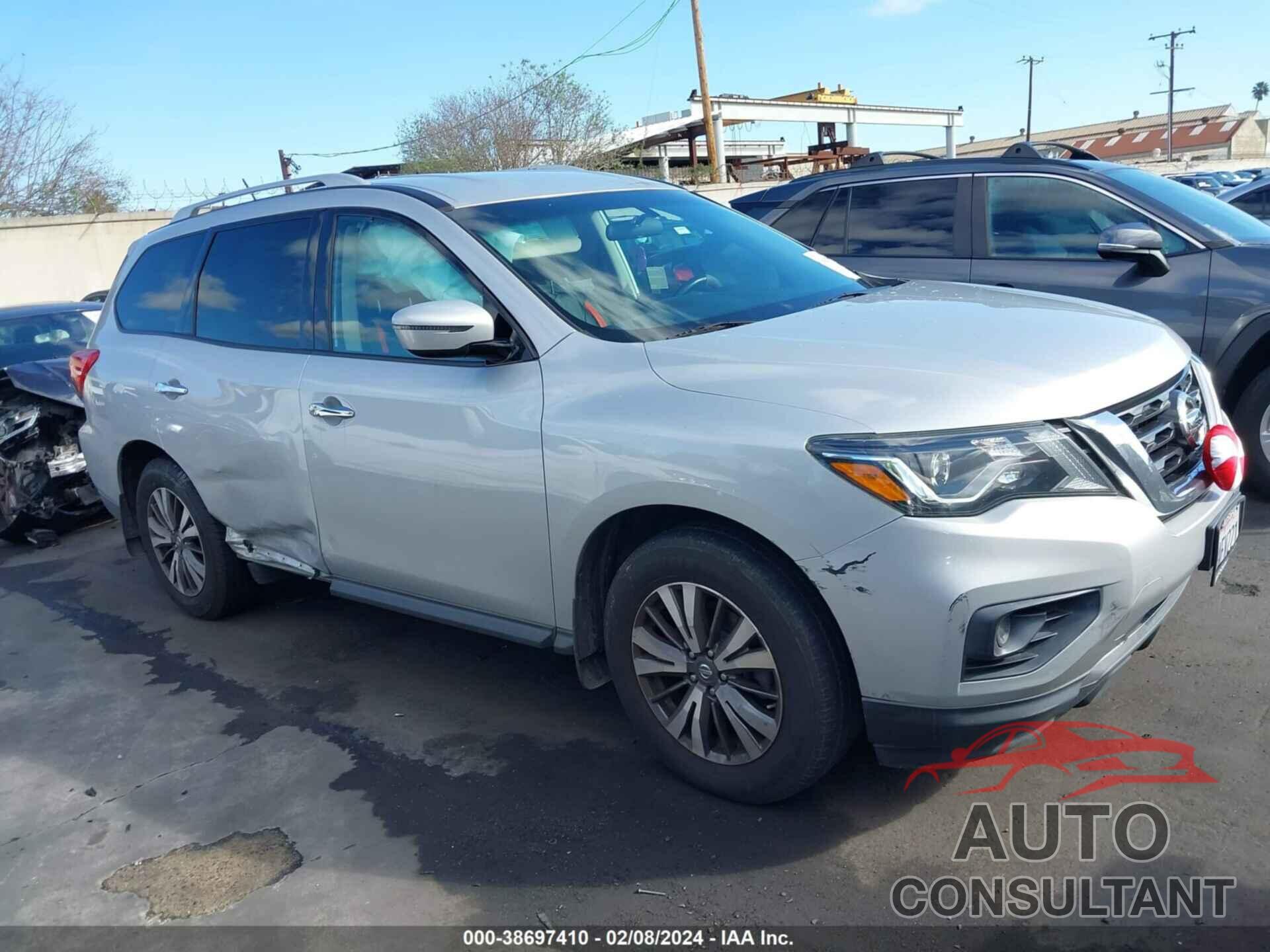 NISSAN PATHFINDER 2017 - 5N1DR2MN7HC912669