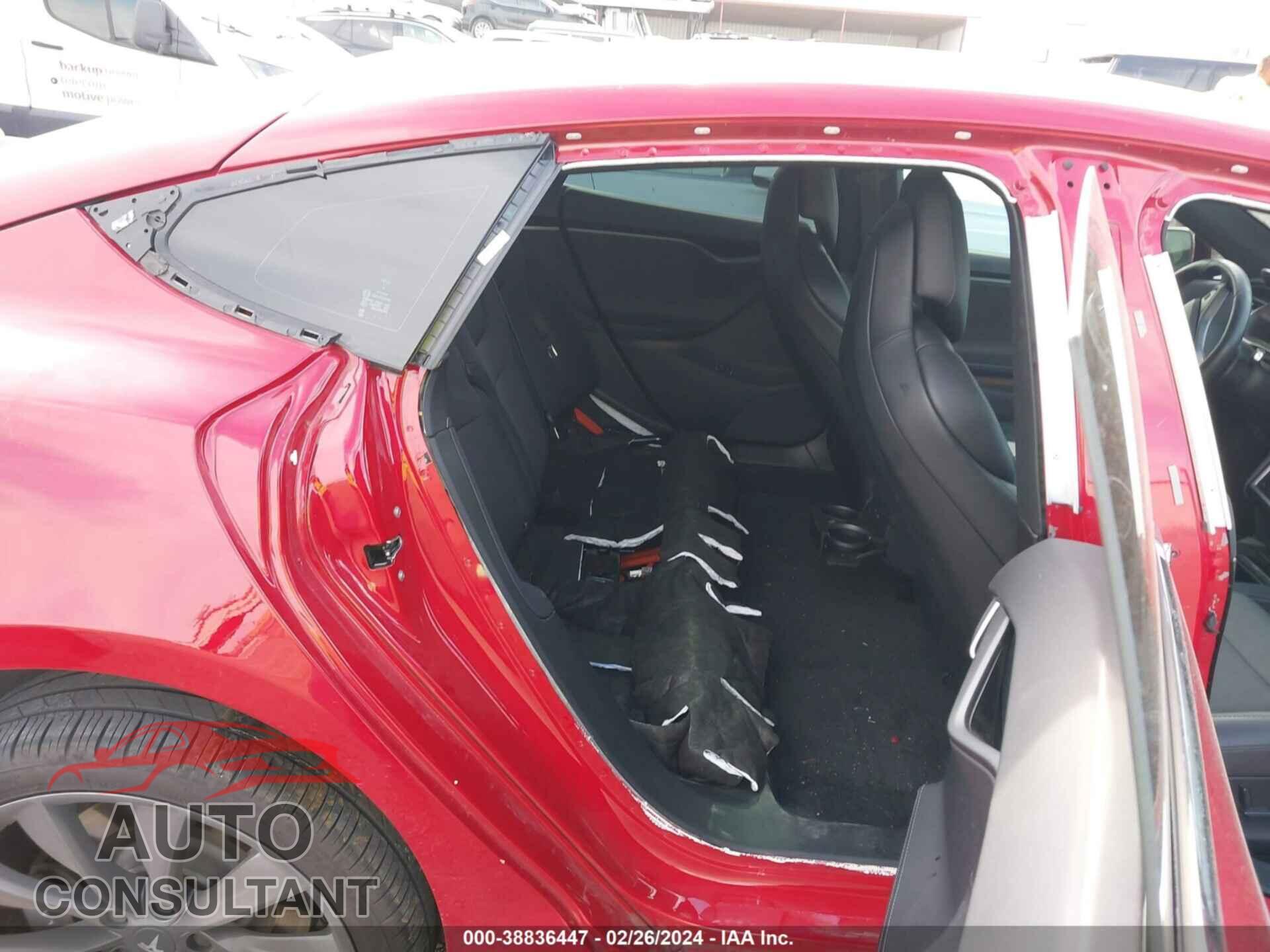 TESLA MODEL S 2018 - 5YJSA1E23JF269683