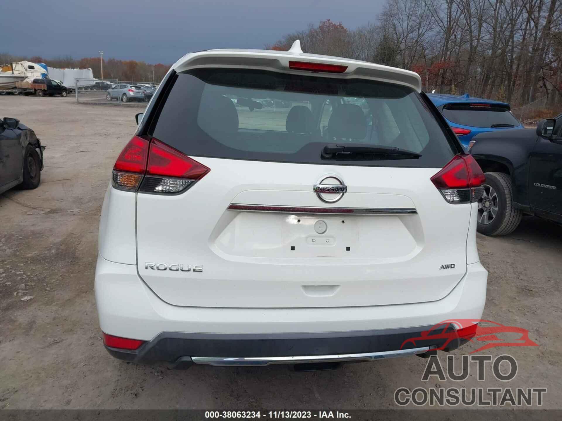 NISSAN ROGUE 2018 - KNMAT2MV0JP572580