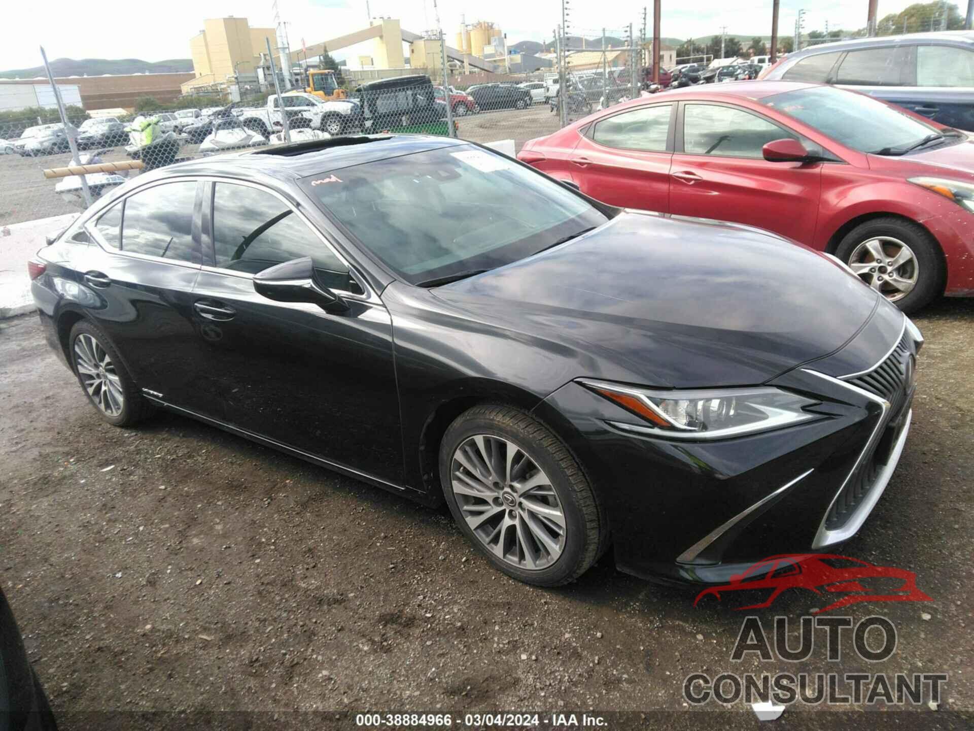 LEXUS ES 300H 2019 - 58AB21B15KU001630