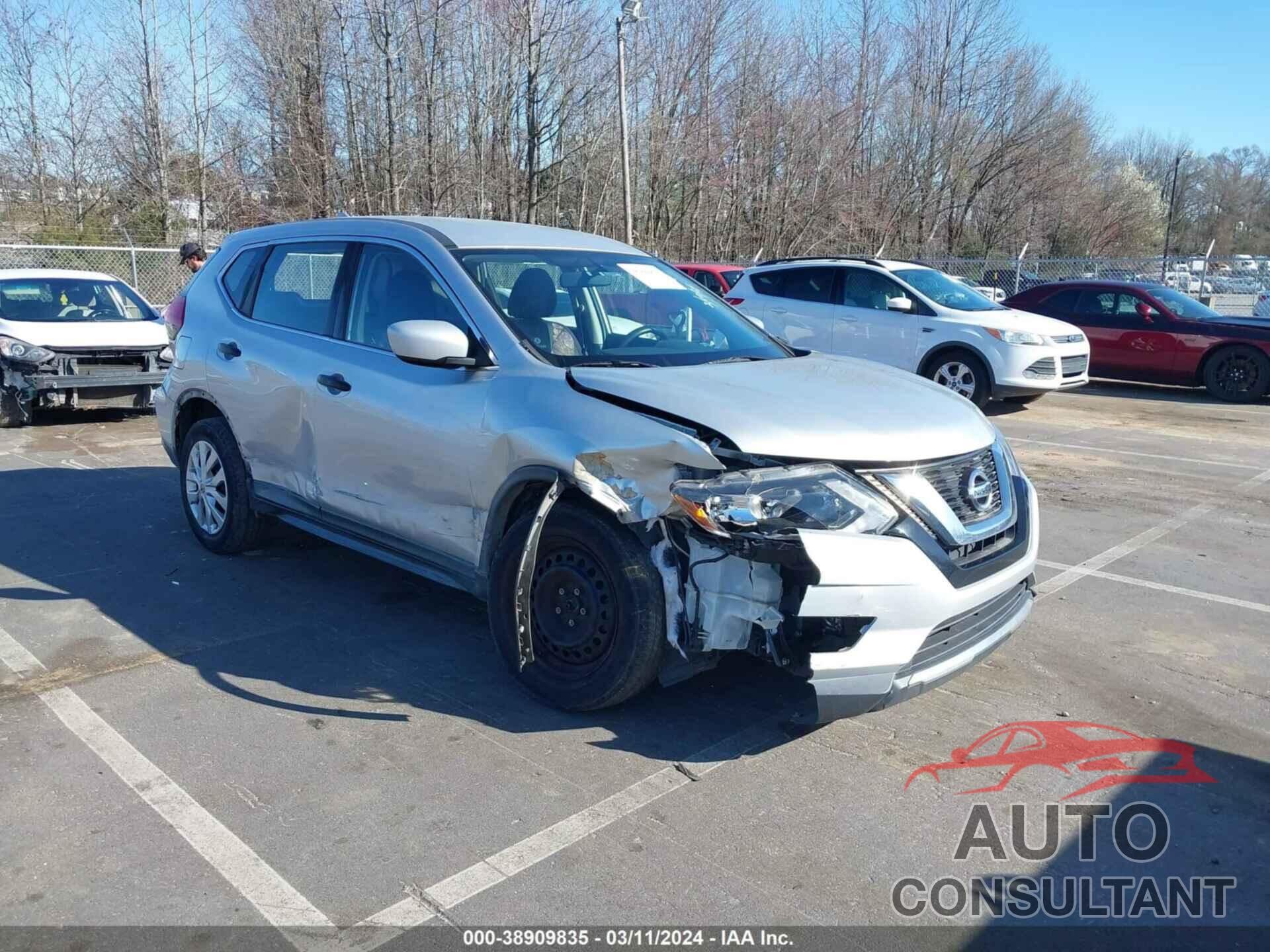 NISSAN ROGUE 2017 - KNMAT2MT0HP527339