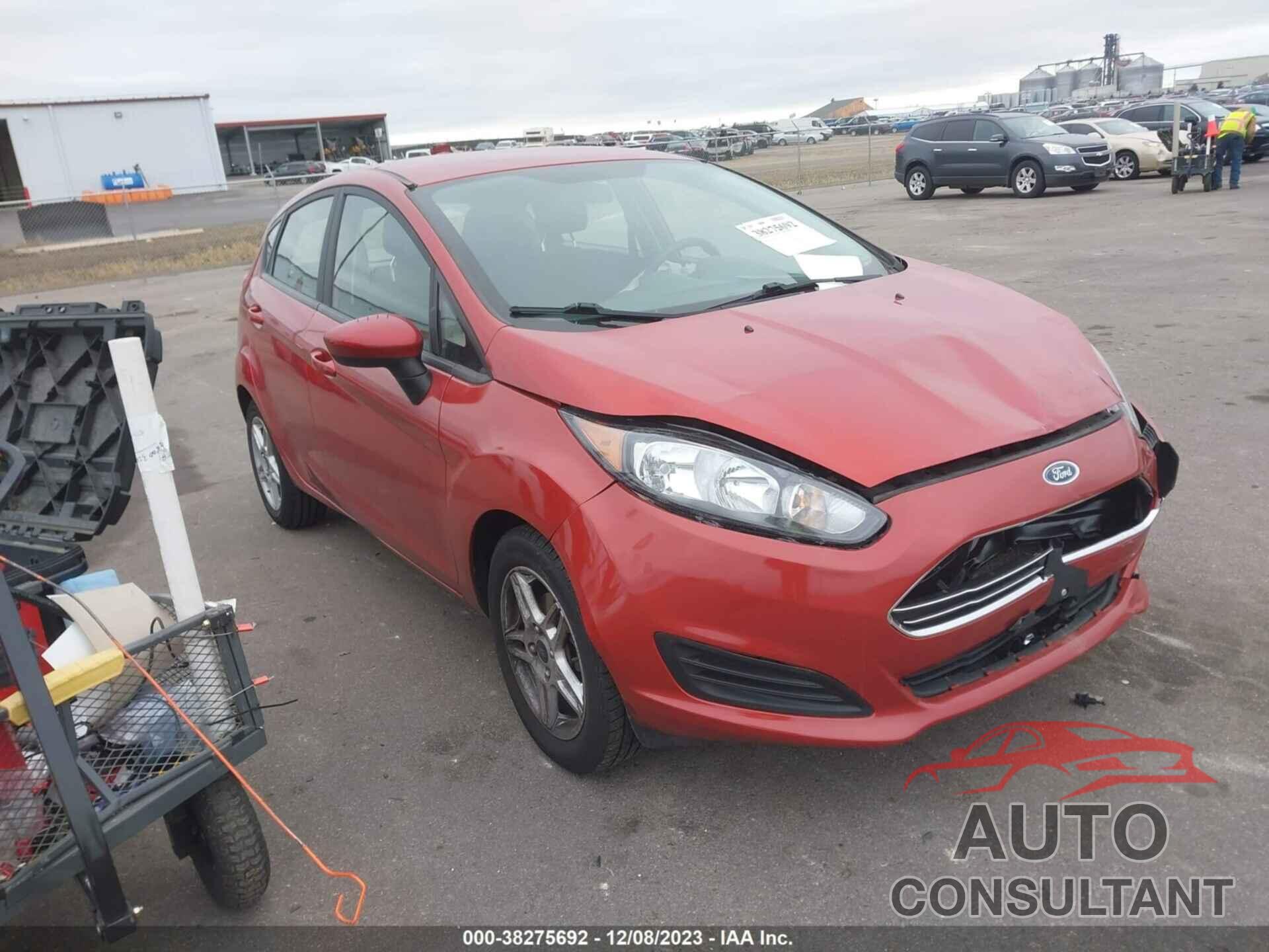 FORD FIESTA 2018 - 3FADP4EJ3JM101897