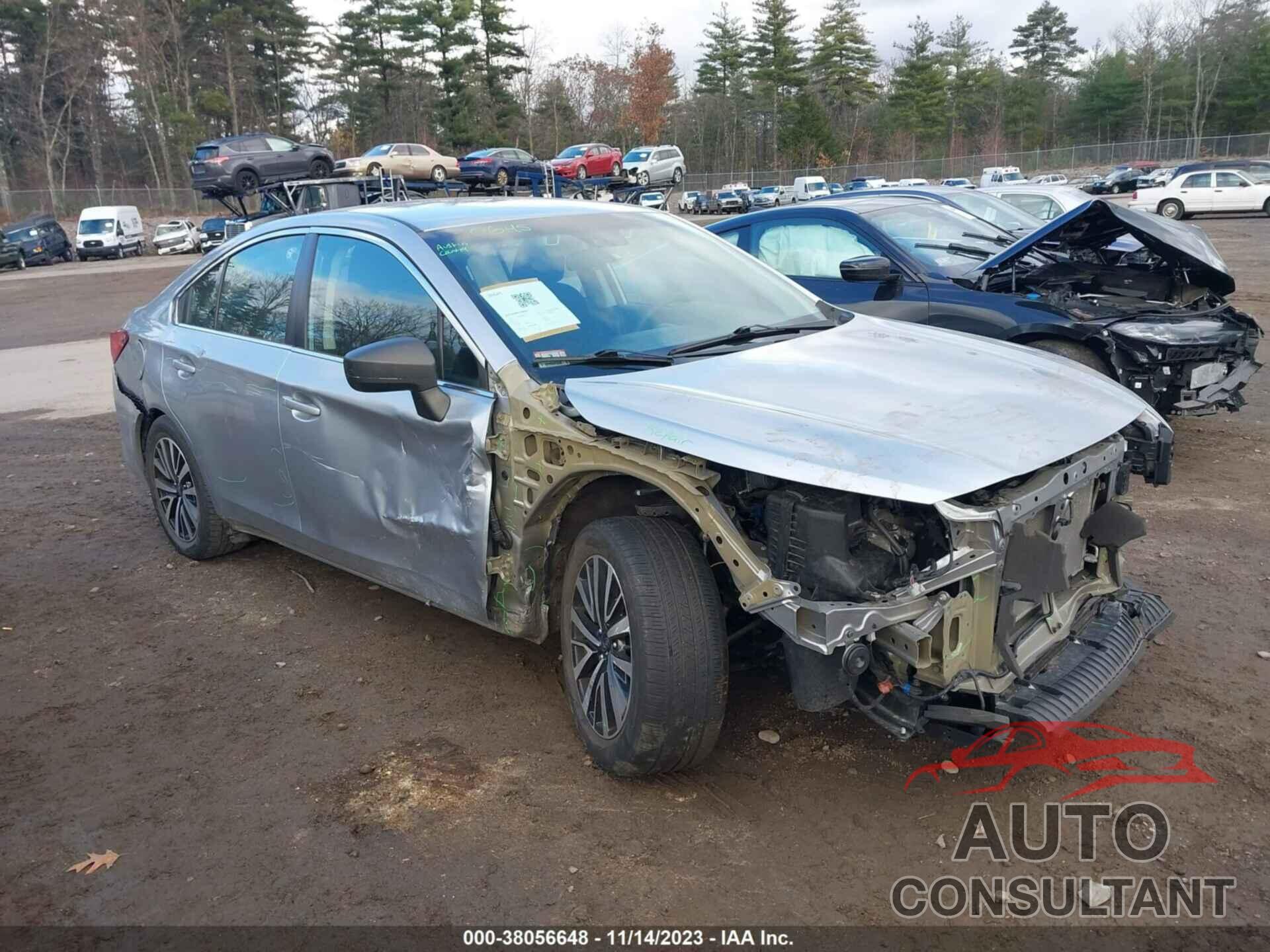 SUBARU LEGACY 2019 - 4S3BNAB6XK3036216