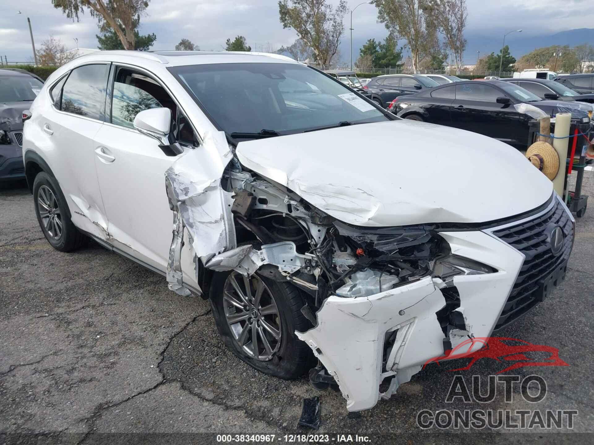 LEXUS NX 300H 2018 - JTJBJRBZ8J2084433