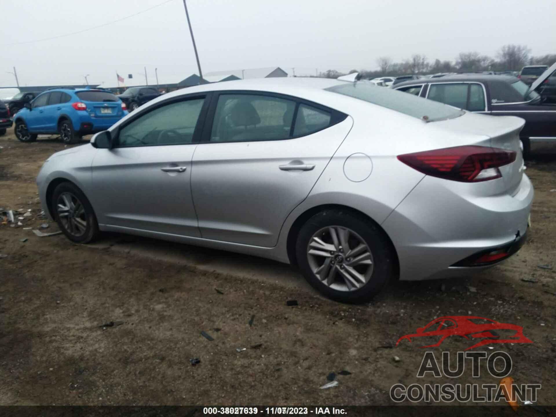 HYUNDAI ELANTRA 2019 - KMHD84LF5KU755959