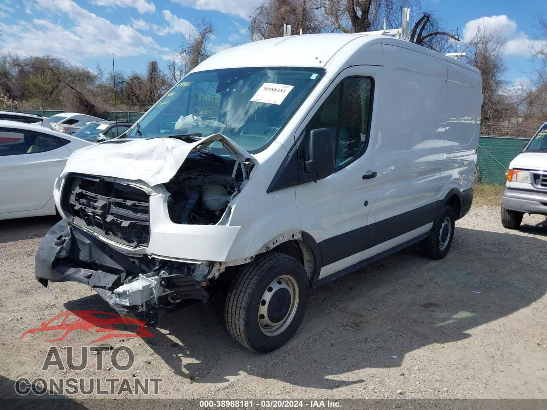 FORD TRANSIT-250 2019 - 1FTYR1CM3KKB83835