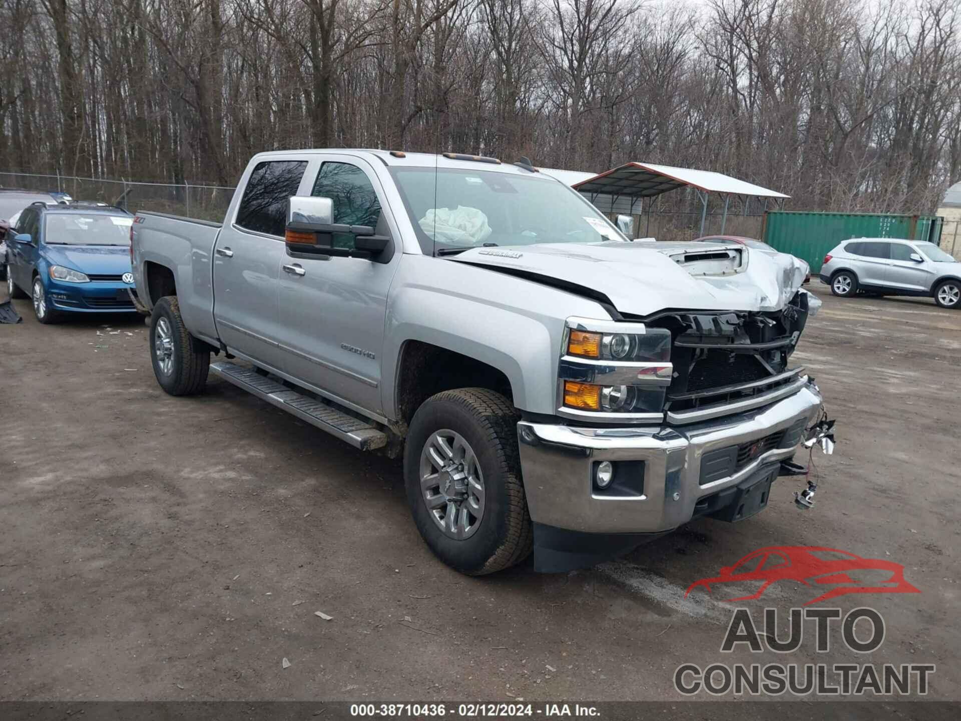 CHEVROLET SILVERADO 2500HD 2018 - 1GC1KWEY9JF180710