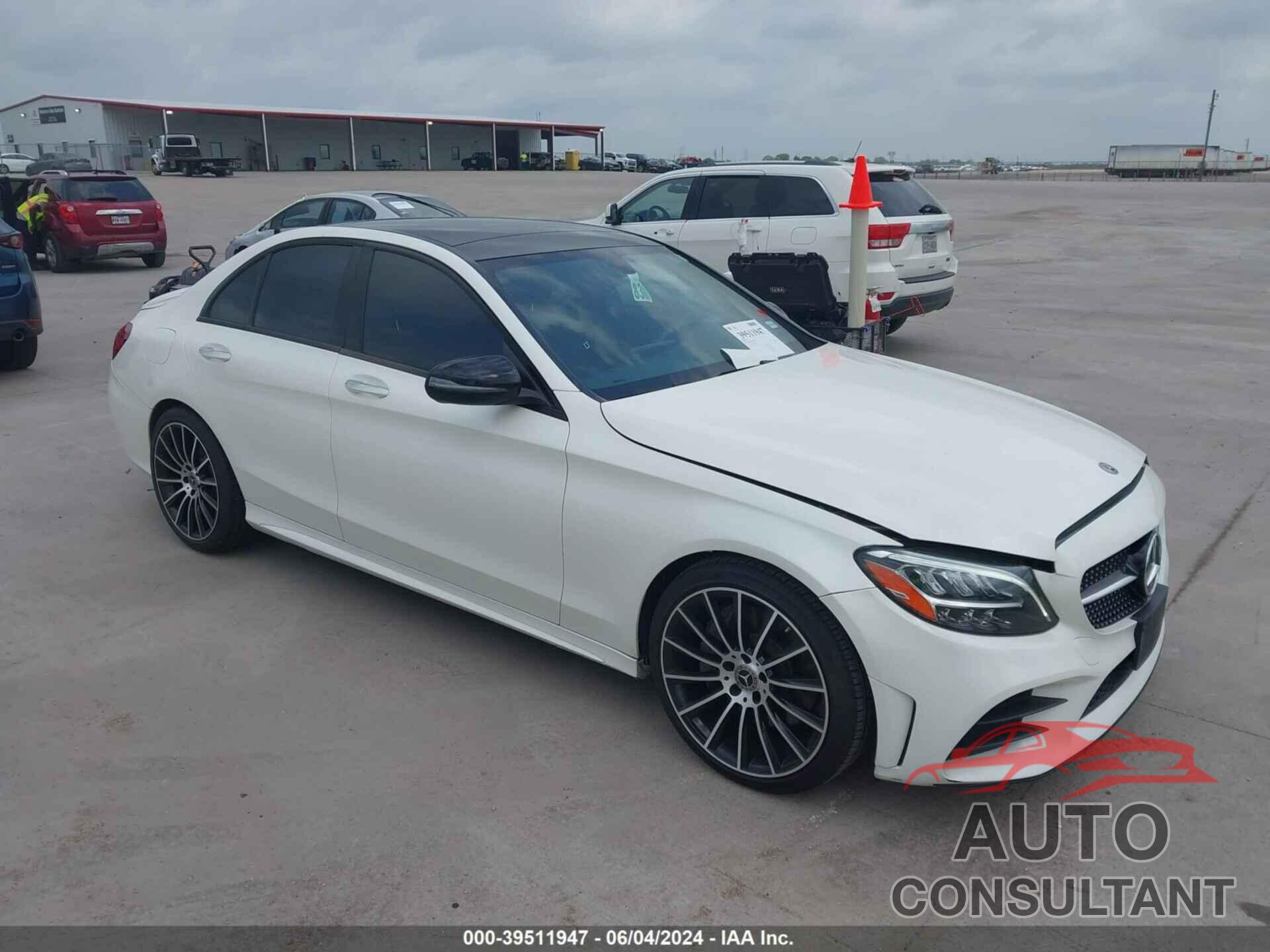 MERCEDES-BENZ C 300 2019 - 55SWF8DB6KU309574