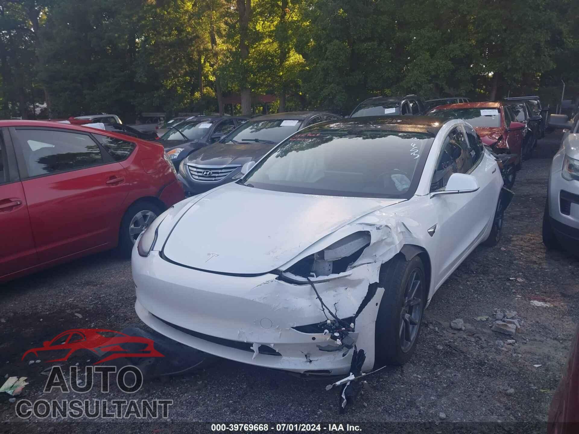 TESLA MODEL 3 2018 - 5YJ3E1EA8JF063453