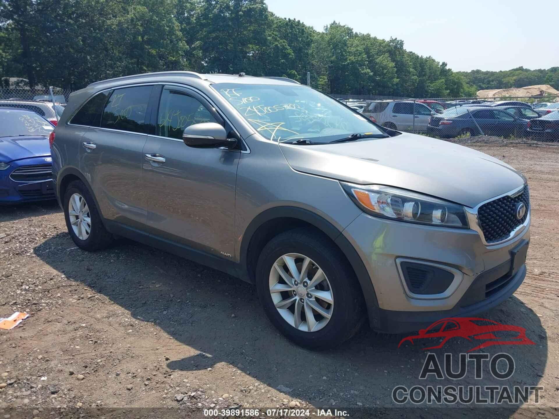 KIA SORENTO 2017 - 5XYPGDA31HG276476