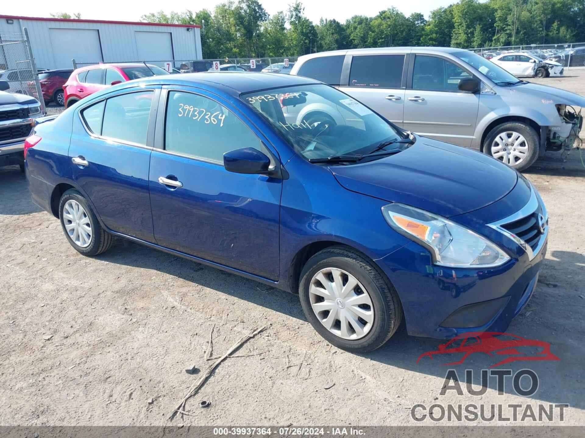 NISSAN VERSA 2018 - 3N1CN7AP1JL803894