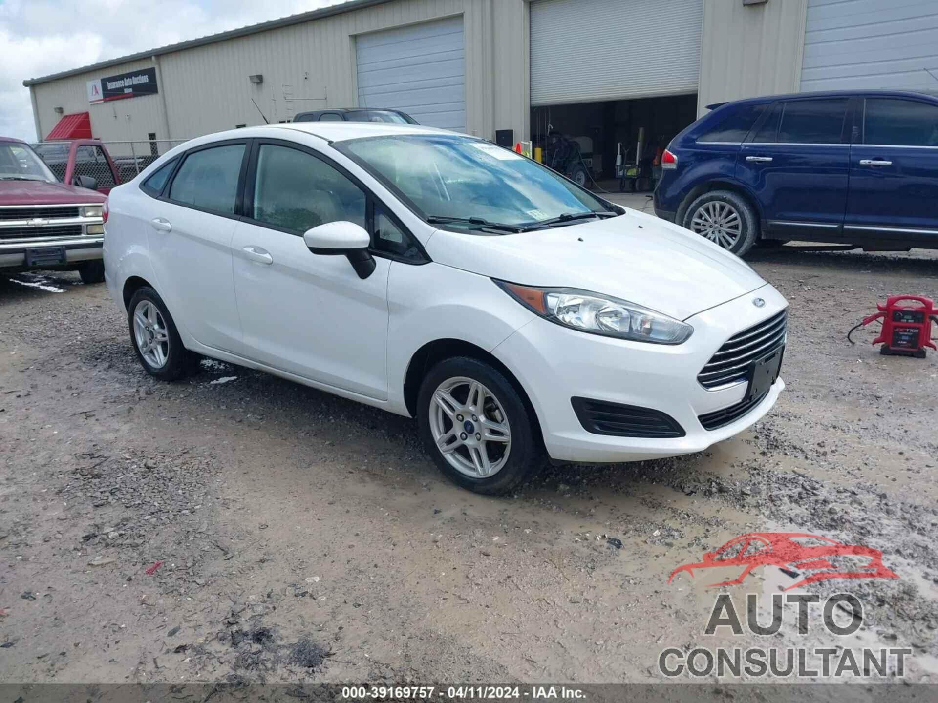 FORD FIESTA 2017 - 3FADP4BJ2HM125445