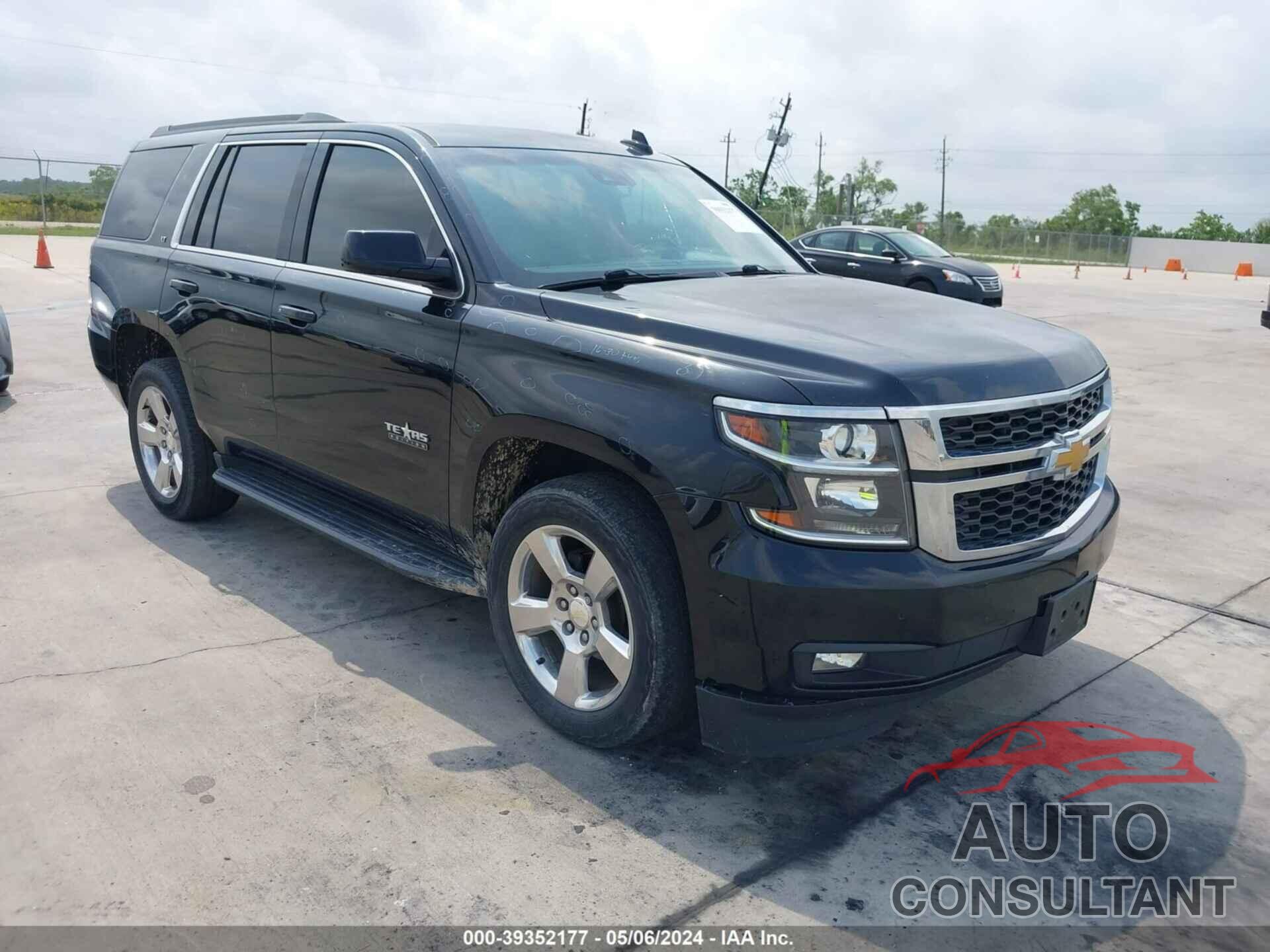 CHEVROLET TAHOE 2017 - 1GNSCBKC0HR349483