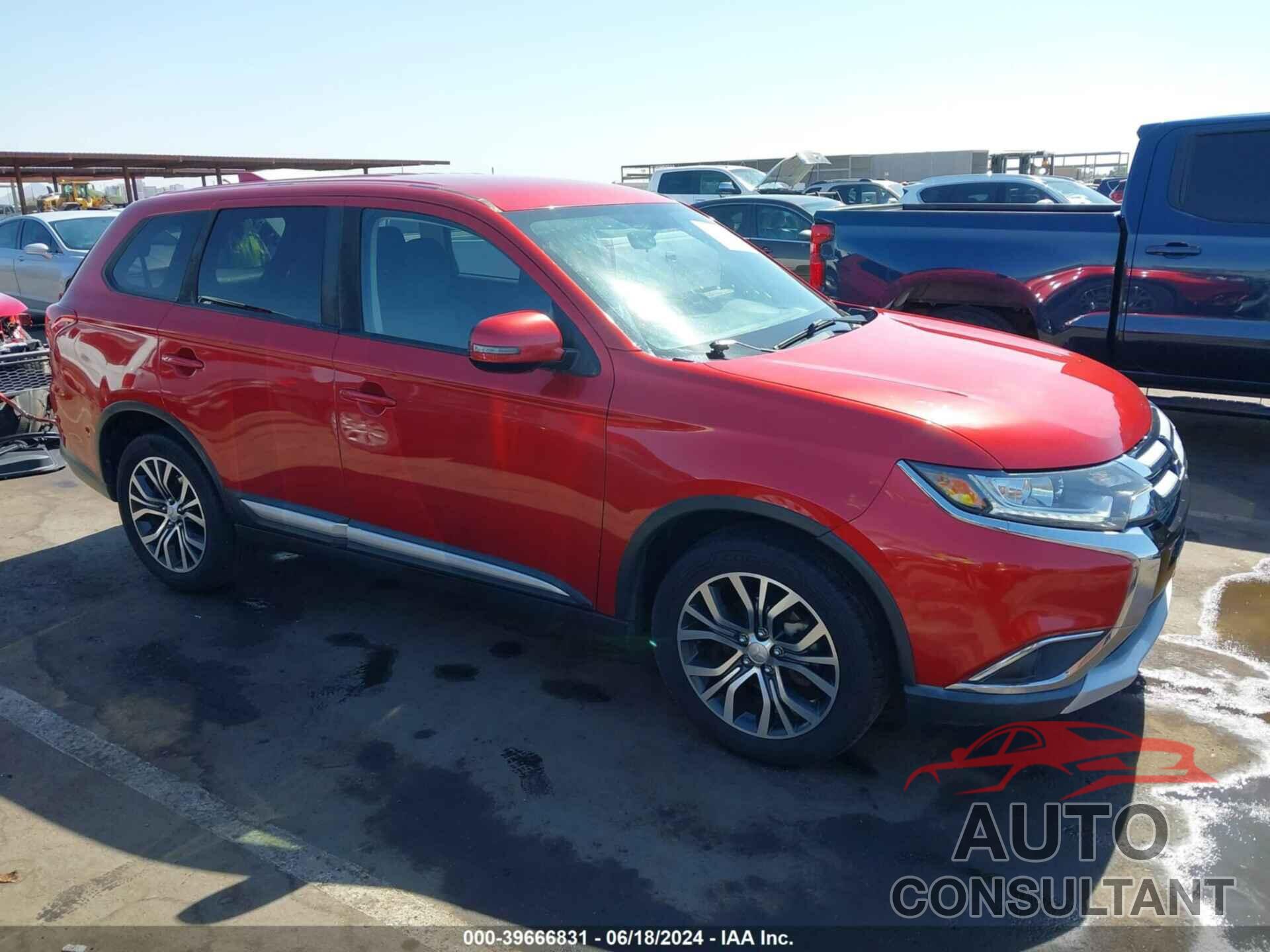 MITSUBISHI OUTLANDER 2018 - JA4AZ3A38JZ037762