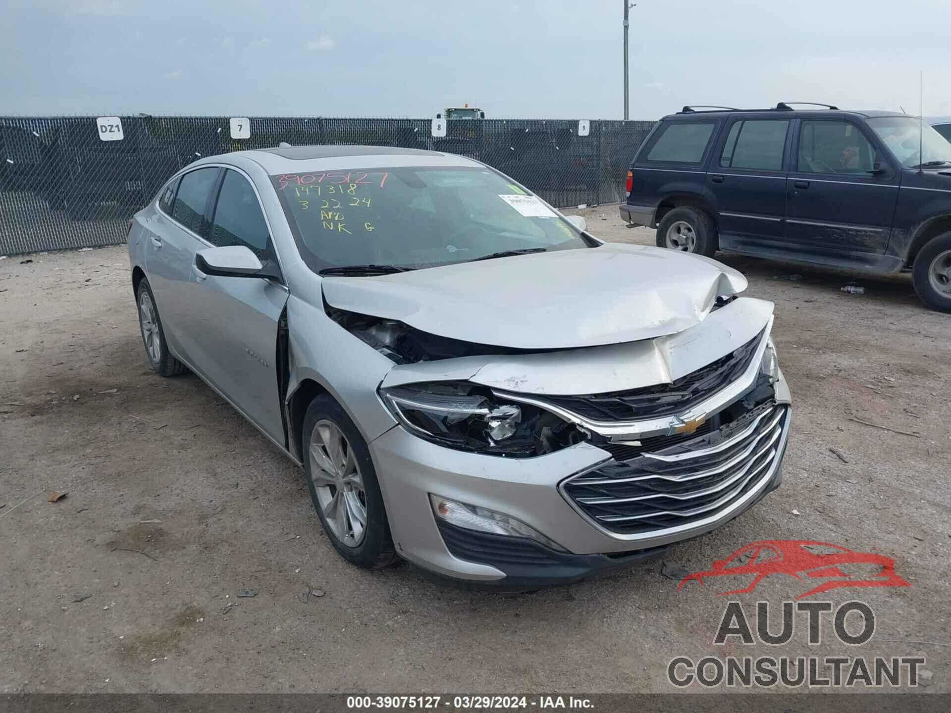CHEVROLET MALIBU 2019 - 1G1ZD5ST7KF151653