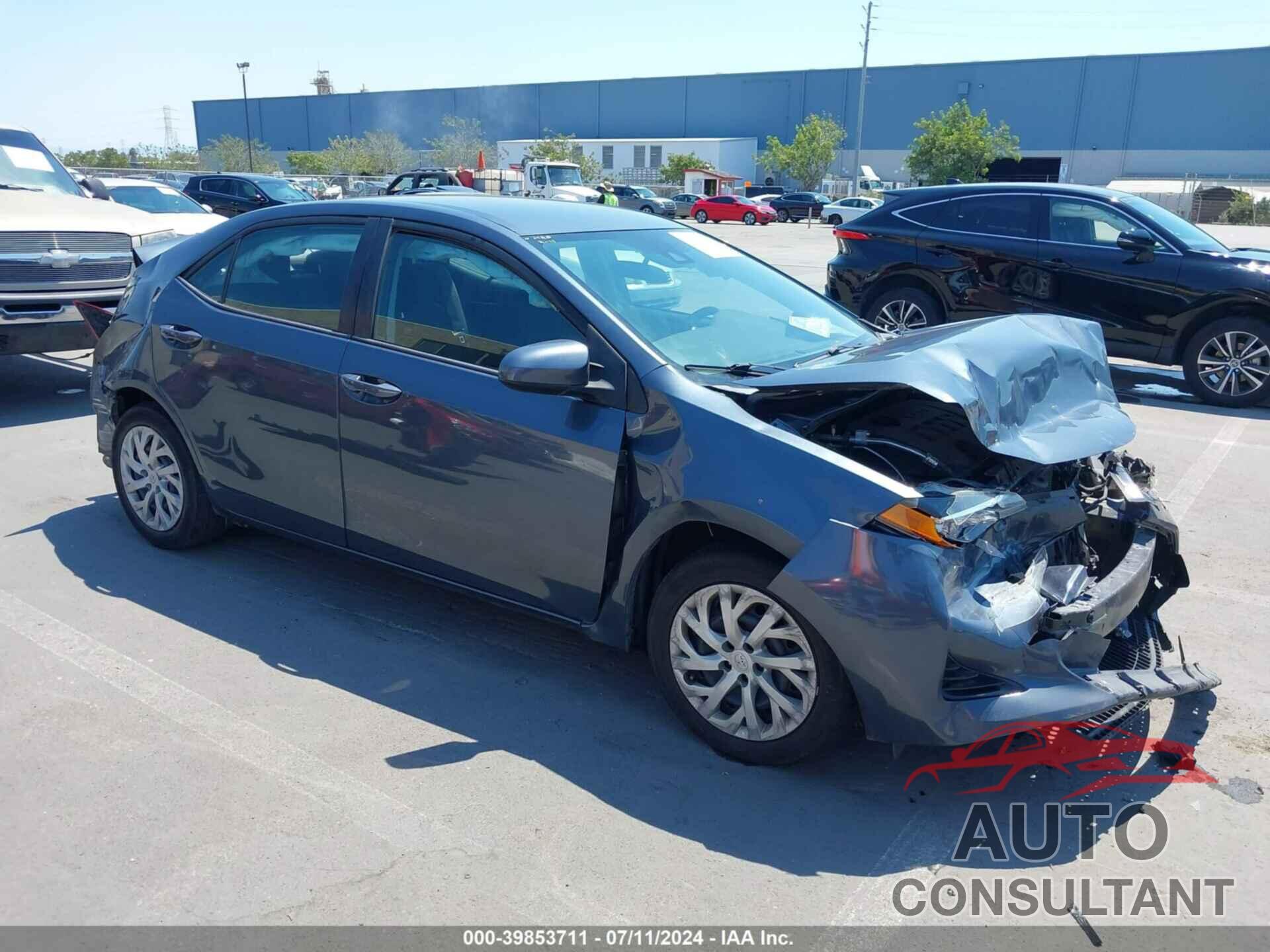 TOYOTA COROLLA 2017 - 2T1BURHEXHC807046