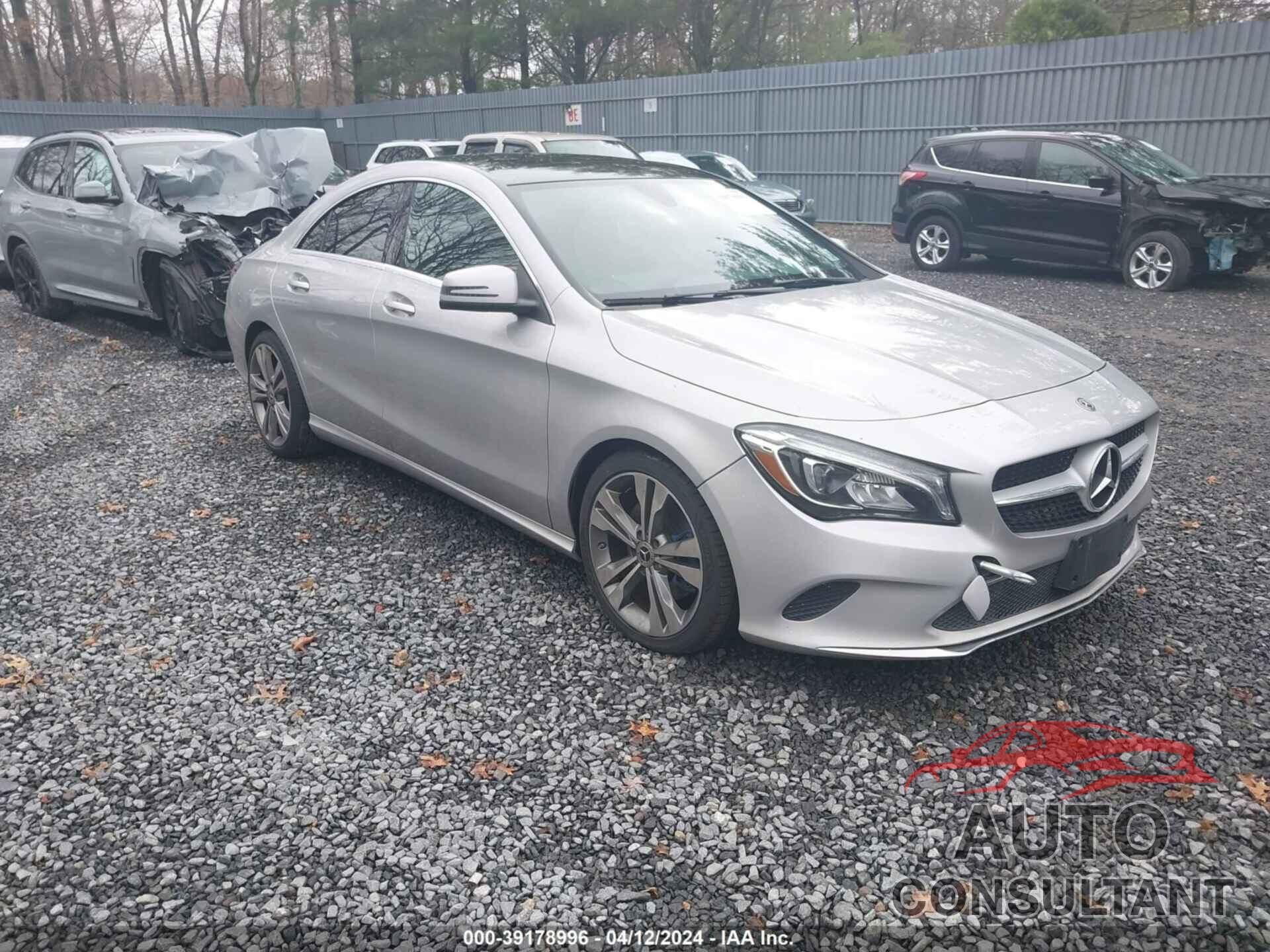 MERCEDES-BENZ CLA 250 2018 - WDDSJ4GB0JN555237