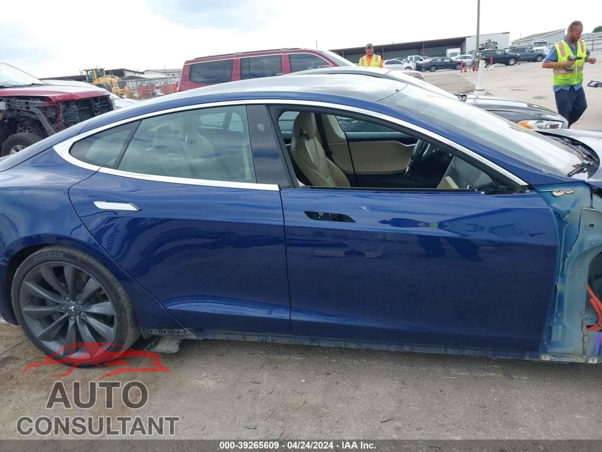 TESLA MODEL S 2017 - 5YJSA1E20HF185072