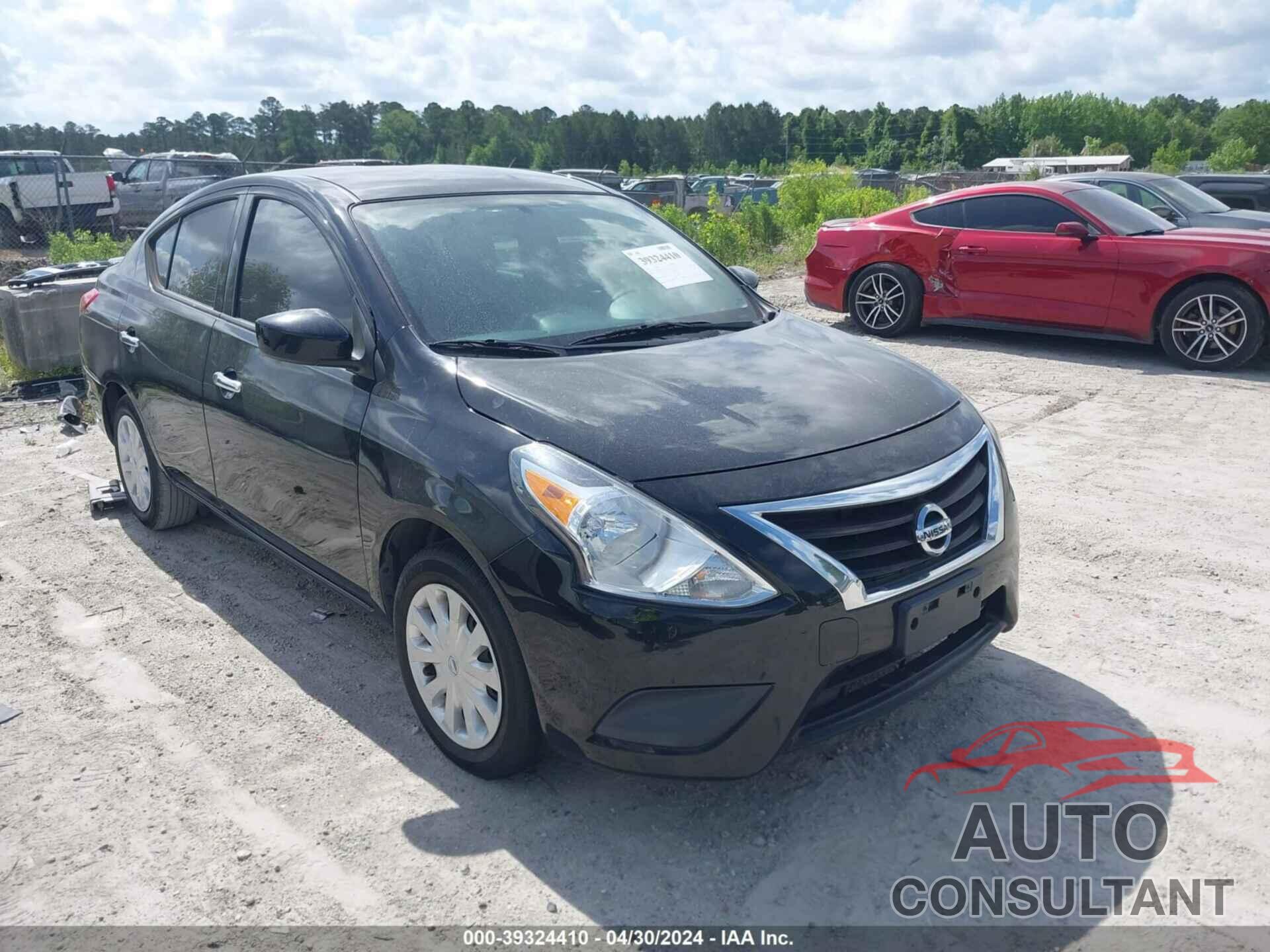 NISSAN VERSA 2019 - 3N1CN7AP1KL879410