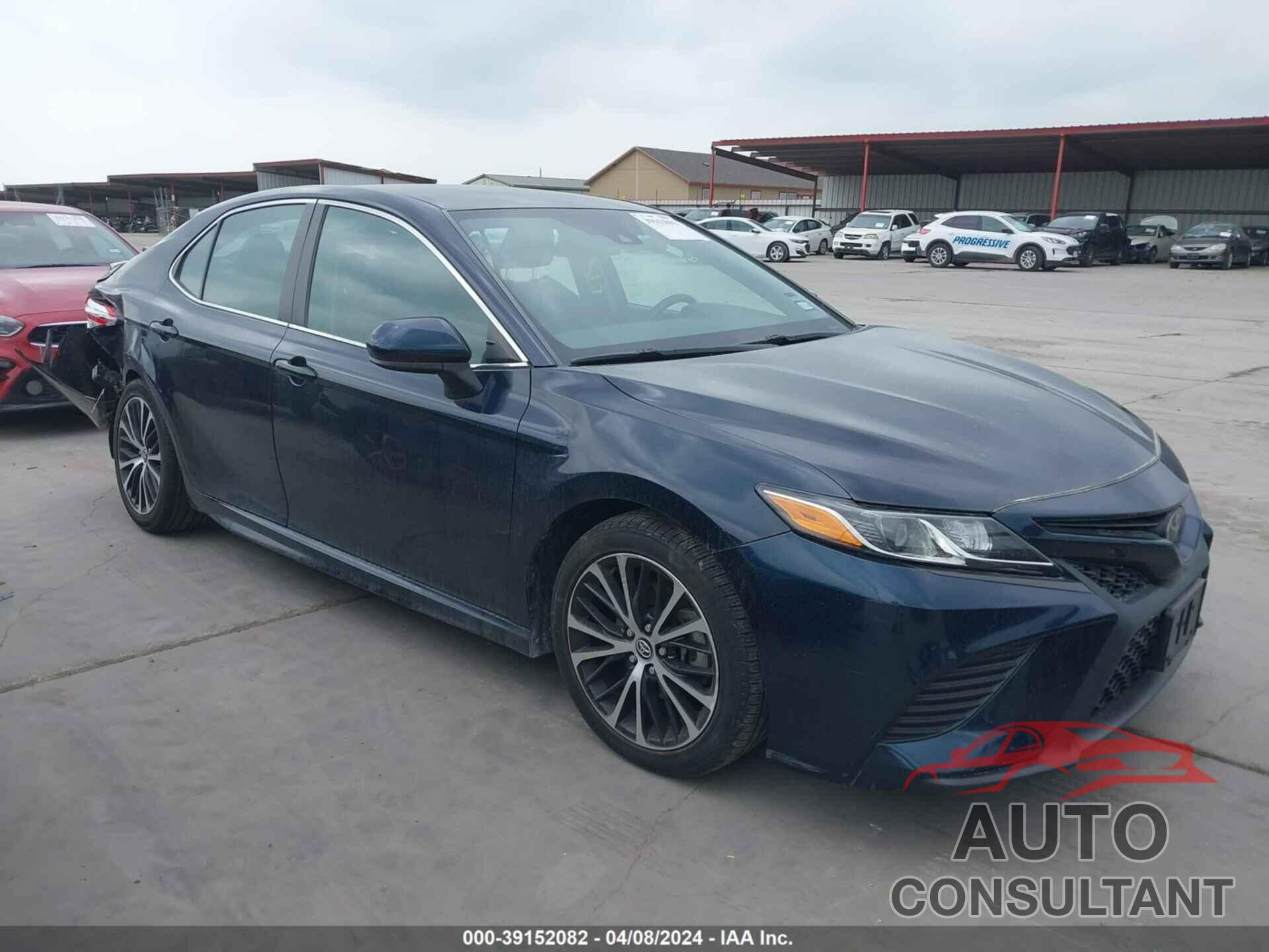 TOYOTA CAMRY 2020 - 4T1G11AKXLU886788