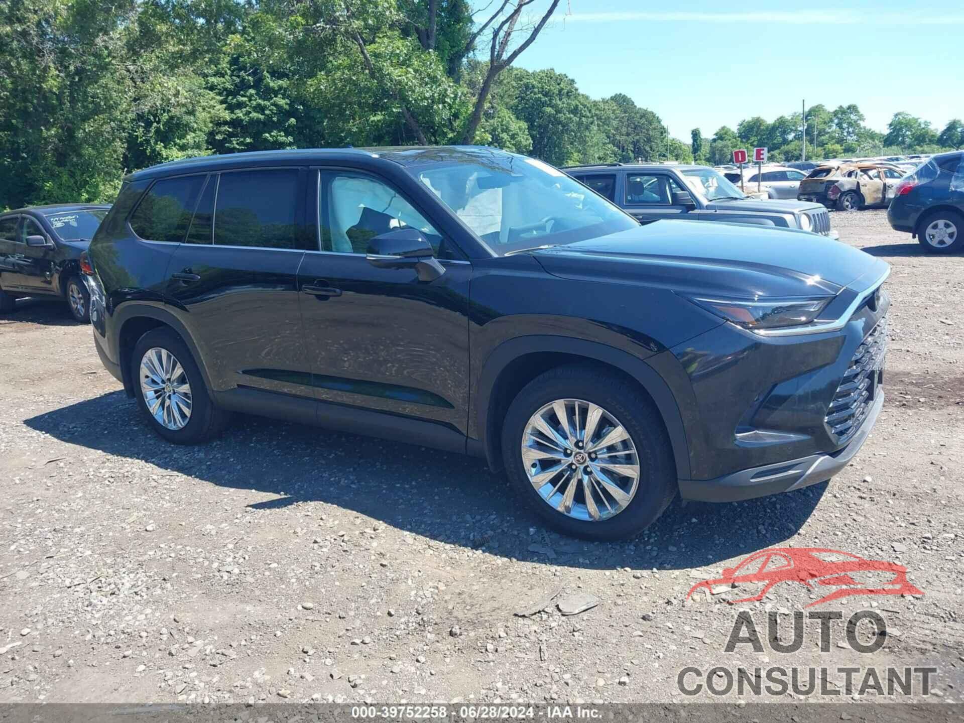 TOYOTA GRAND HIGHLANDER 2024 - 5TDAAAB5XRS042203