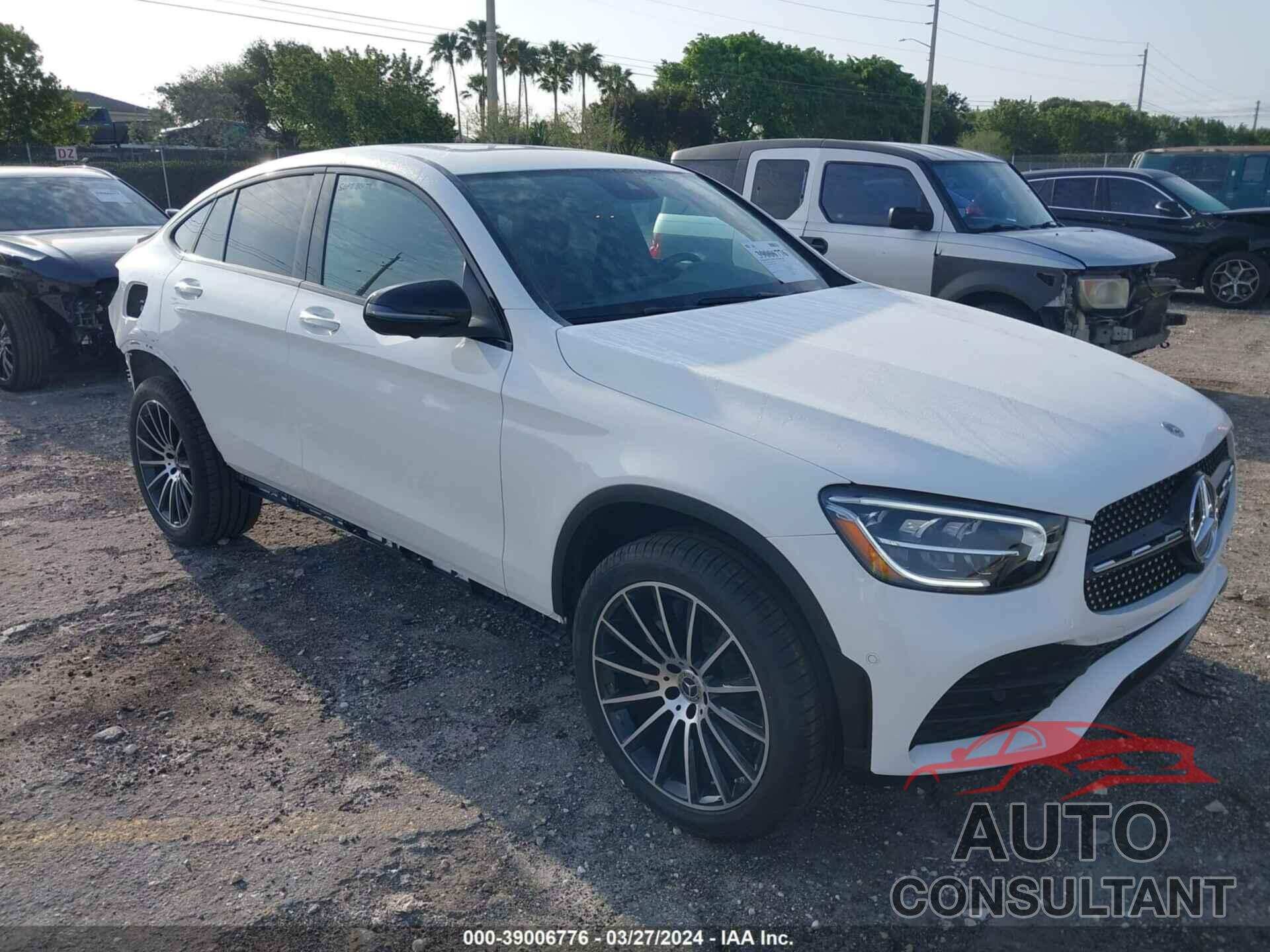 MERCEDES-BENZ GLC 300 2023 - W1N0J8EB8PG160983
