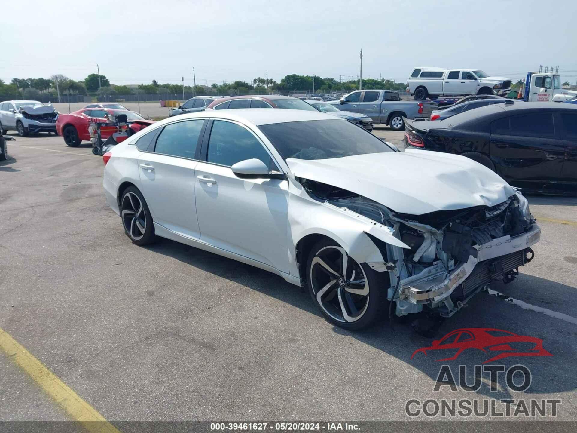 HONDA ACCORD 2018 - 1HGCV1F33JA211809